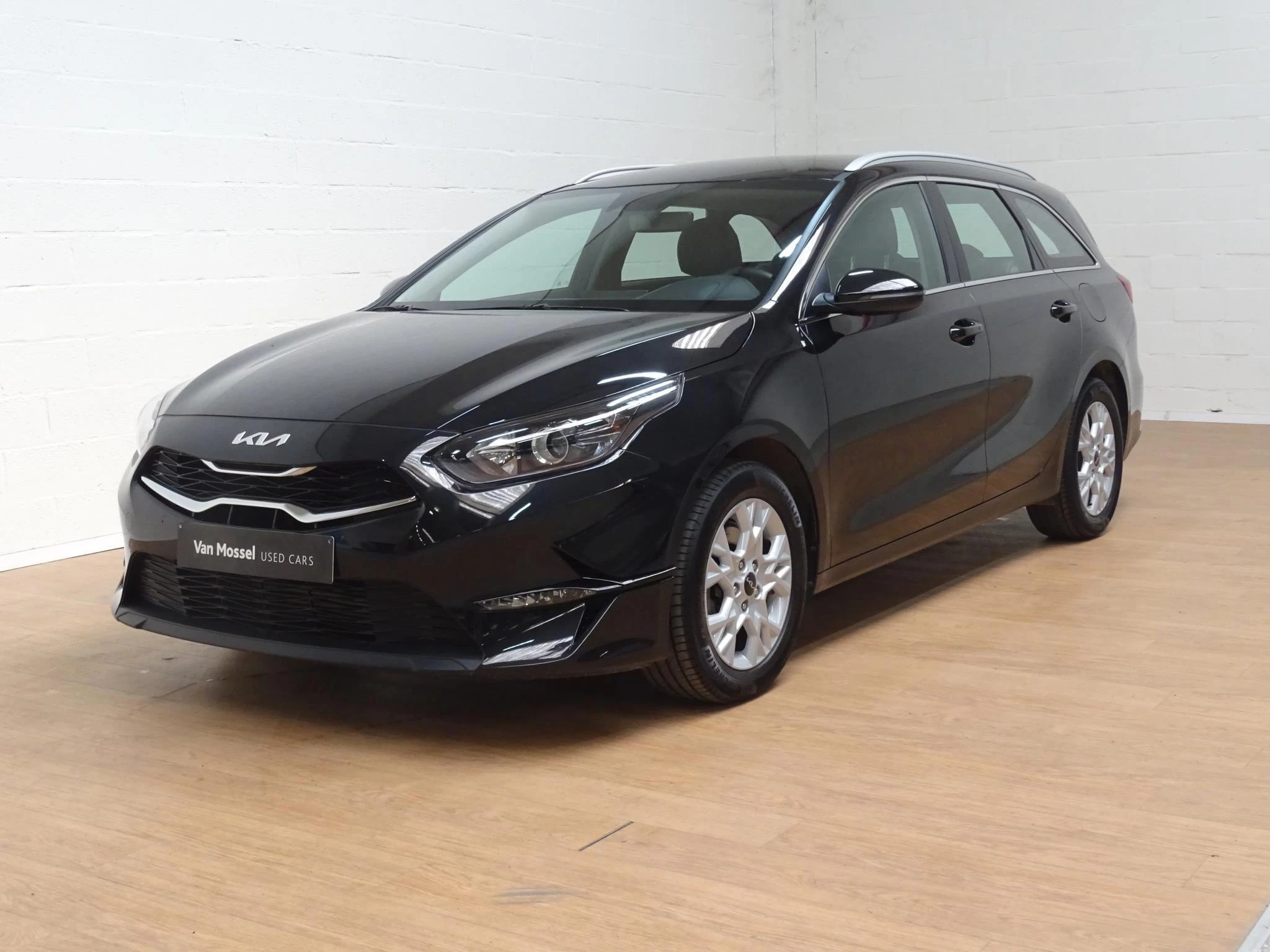 Kia-Ceed Sportswagon-image-3