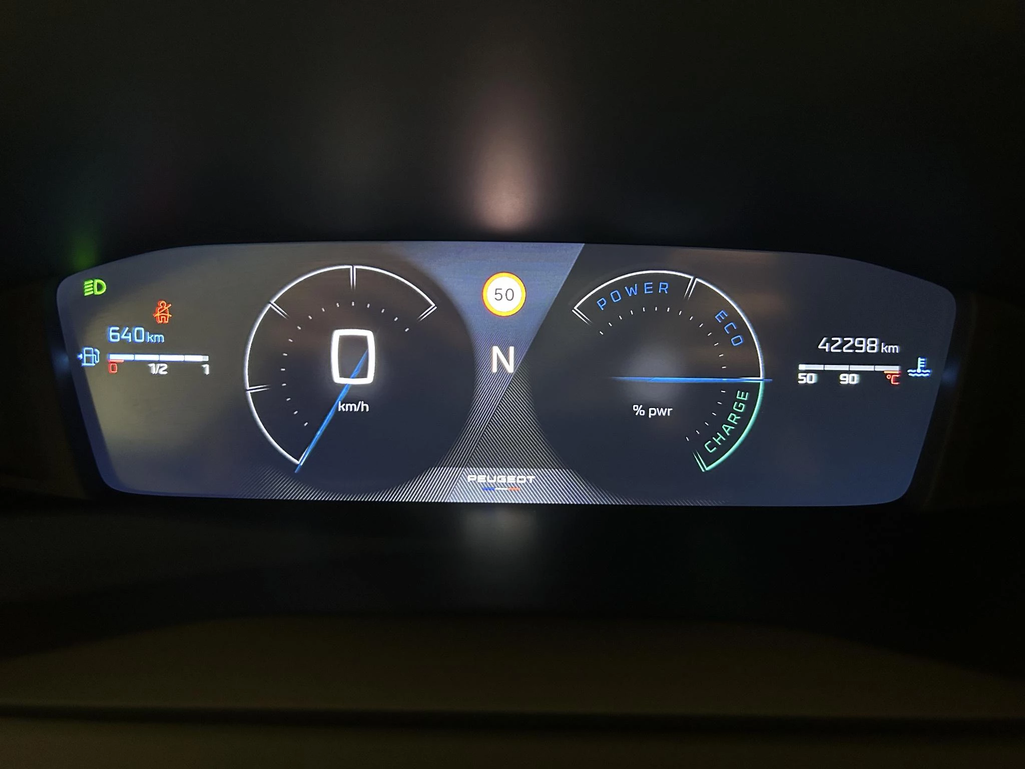 Peugeot 208 1.2 Hybrid 110 e-DCS6 Allure