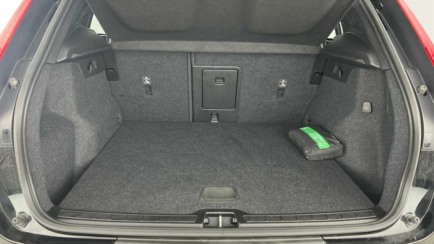 Volvo-XC40-image-10