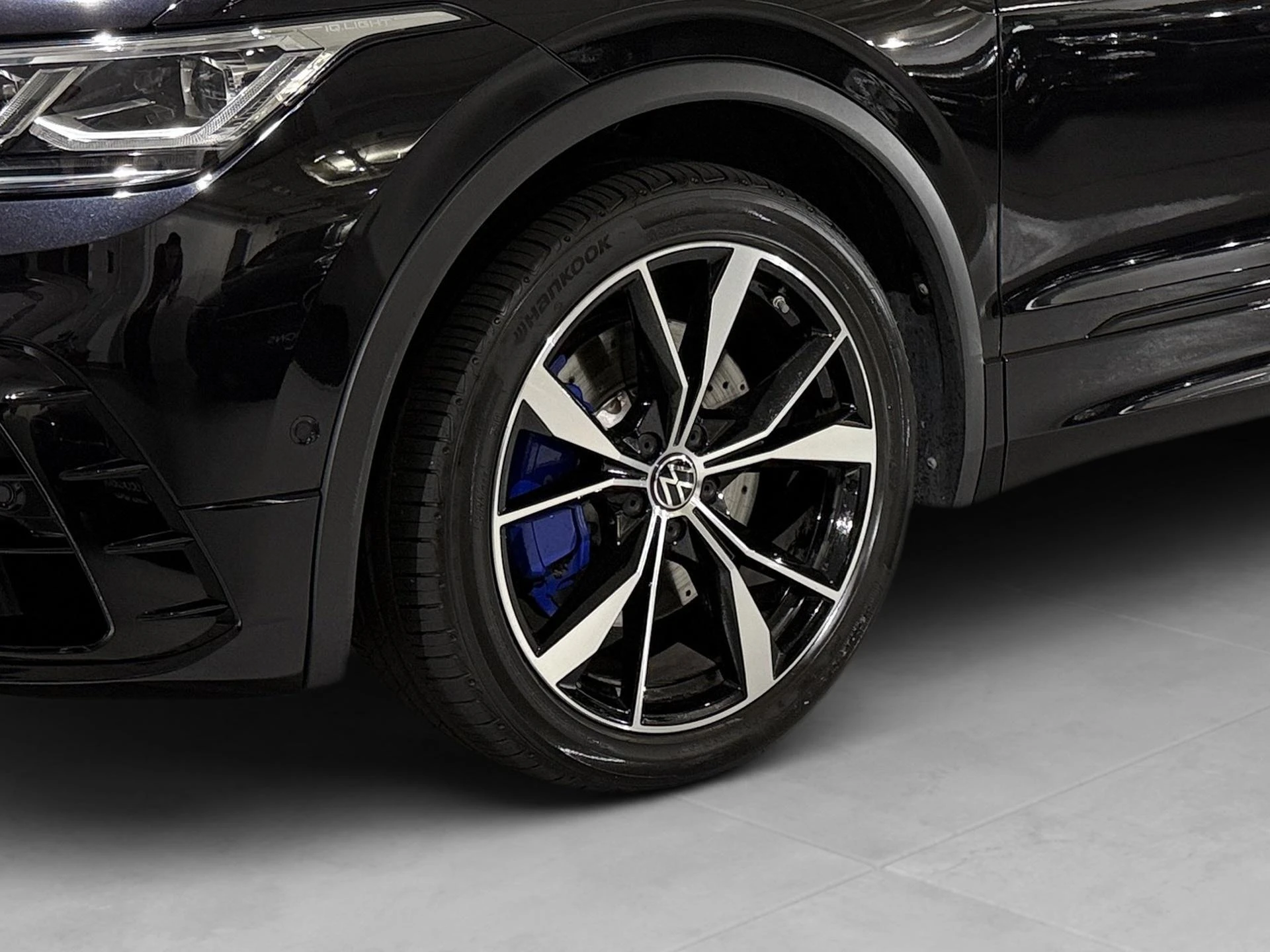 Volkswagen-Tiguan-image-19
