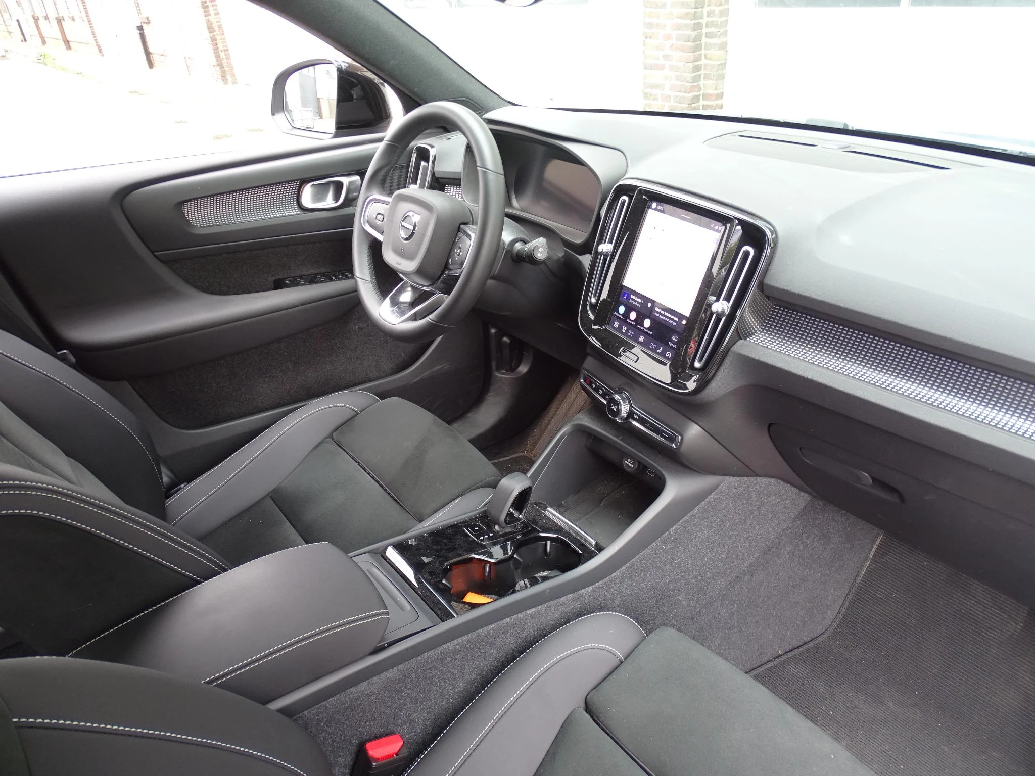 Volvo-XC40-image-13
