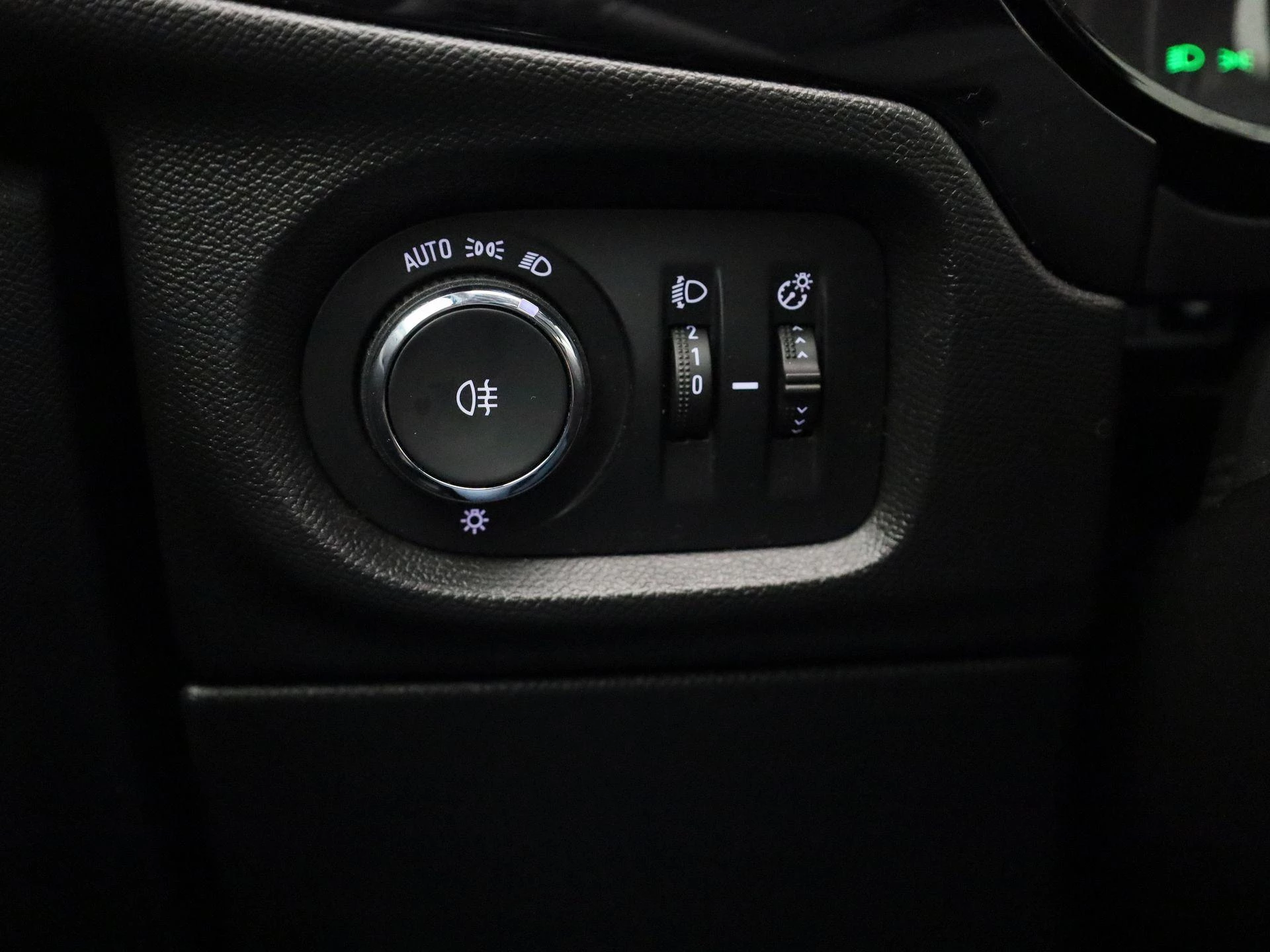 Opel-Corsa-image-25