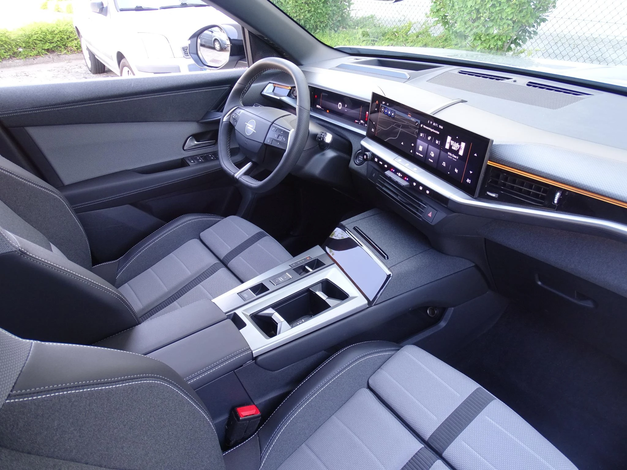 Opel Grandland 1.2 Turbo S/S Hybrid GS VERWACHT