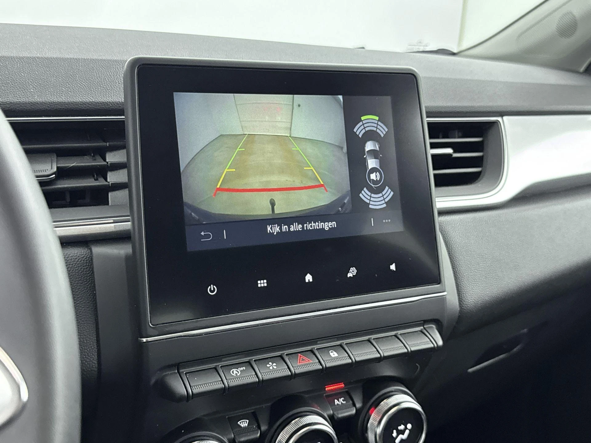 Renault-Captur-image-10