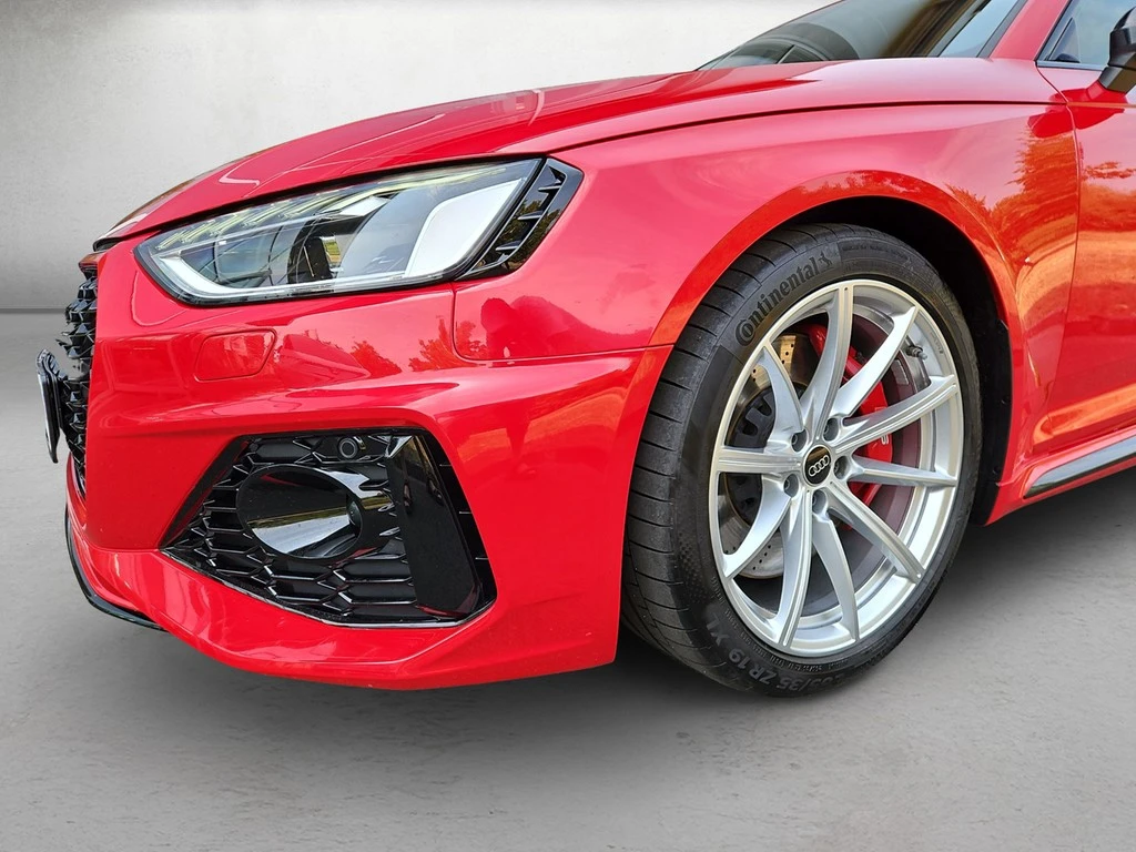 Audi-RS4-image-3
