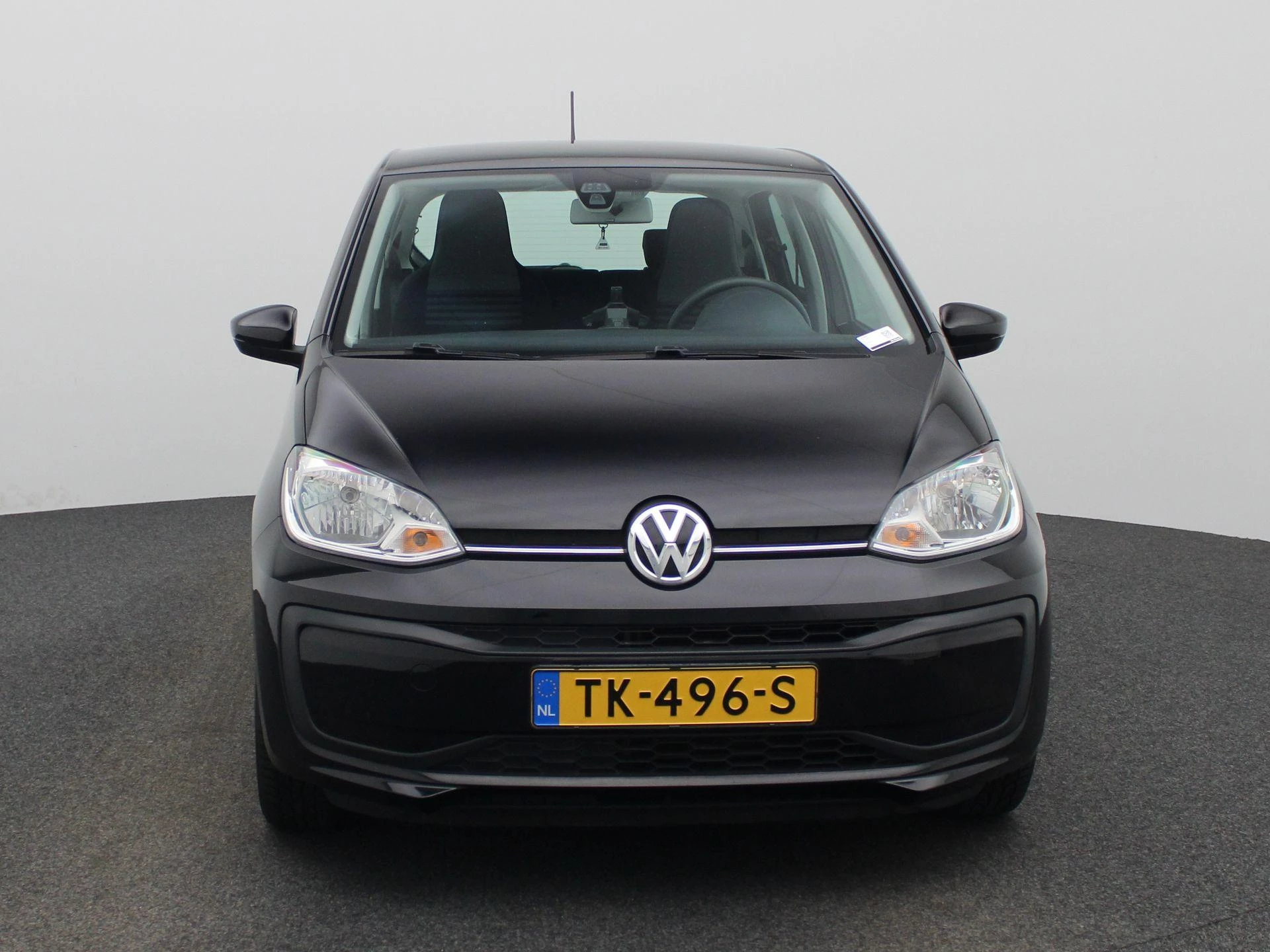 Volkswagen-up!-image-2