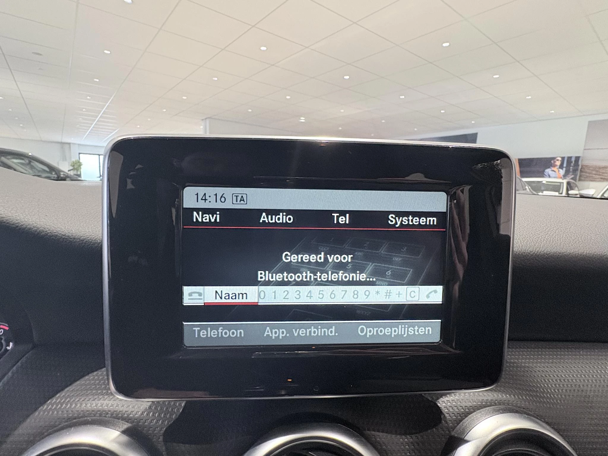 Mercedes-Benz-A-Klasse-image-24