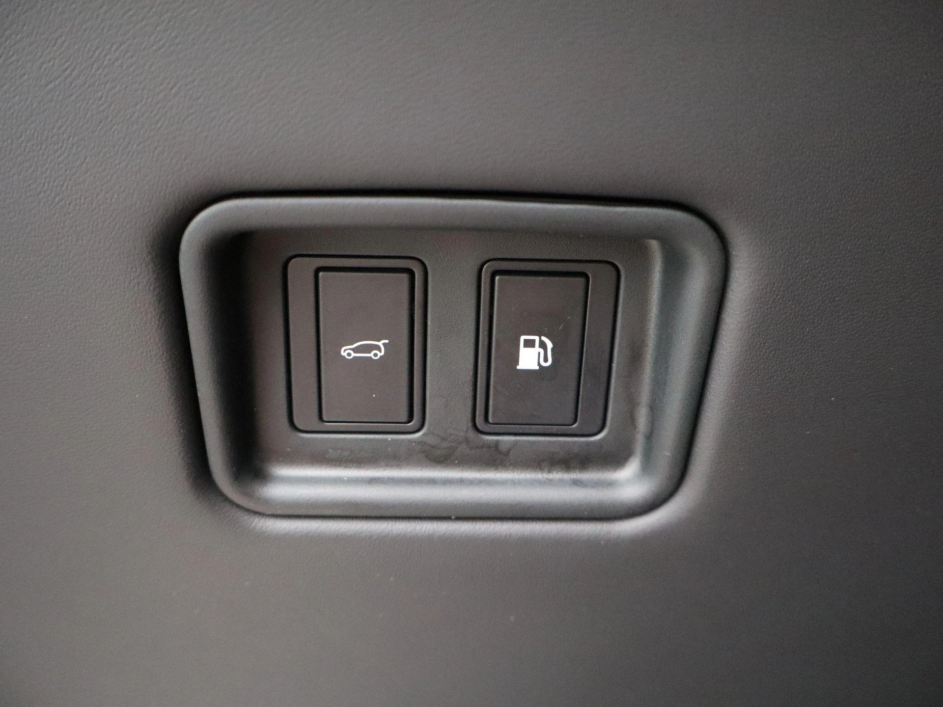 Land Rover-Range Rover Sport-image-29