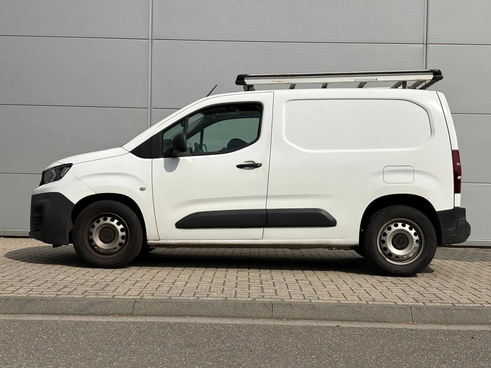Peugeot-Partner-image-2