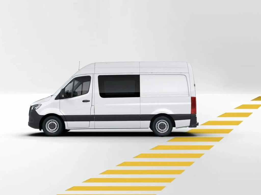 Mercedes-Benz-Sprinter 319-image-3