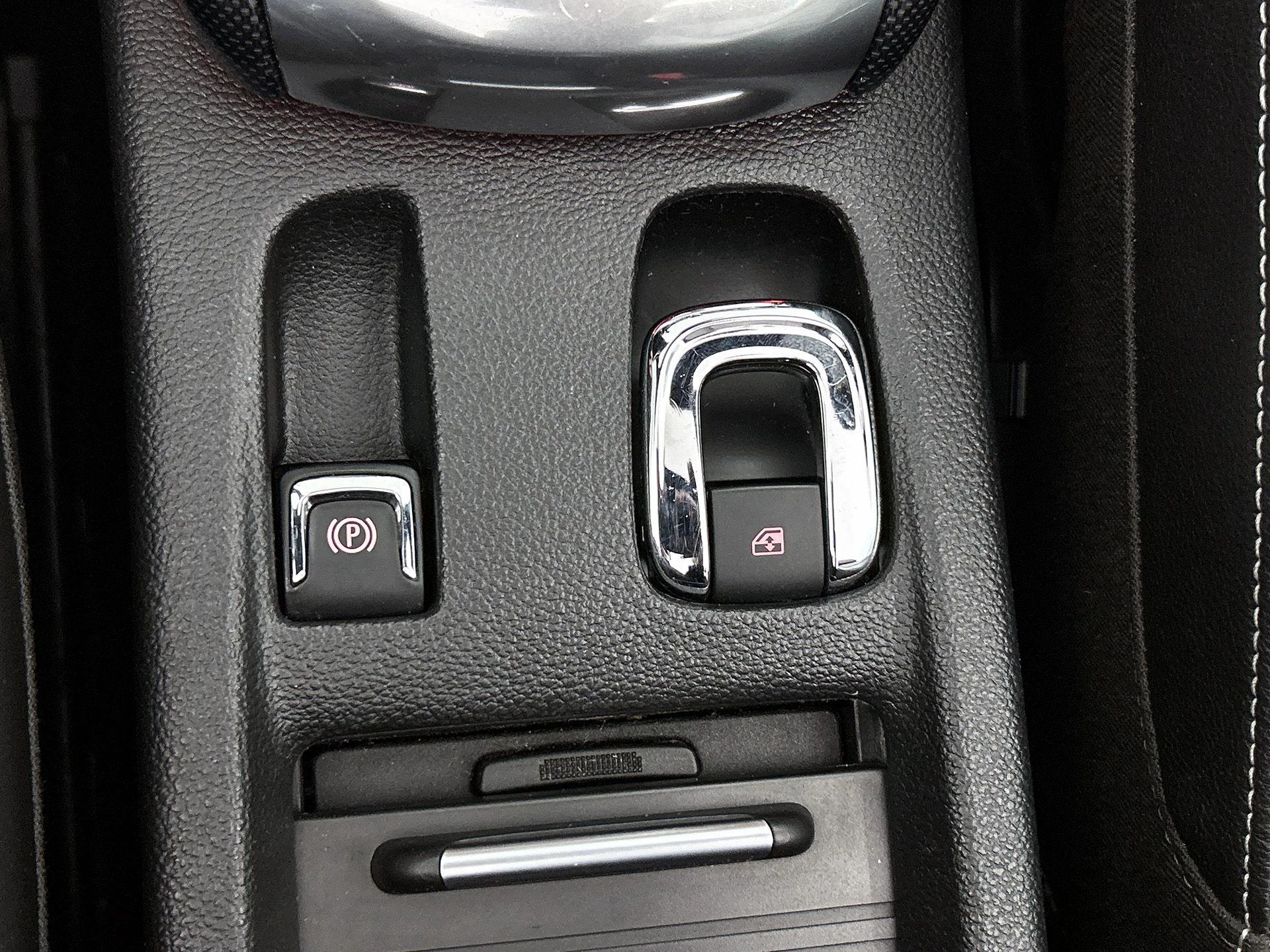 Opel-Cascada-image-11