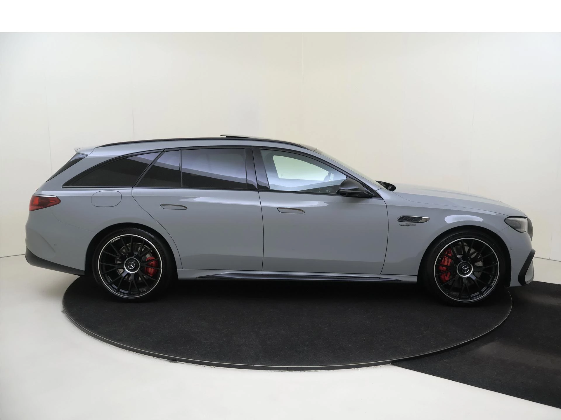 Mercedes-Benz E-Klasse Estate AMG 53 4MATIC+