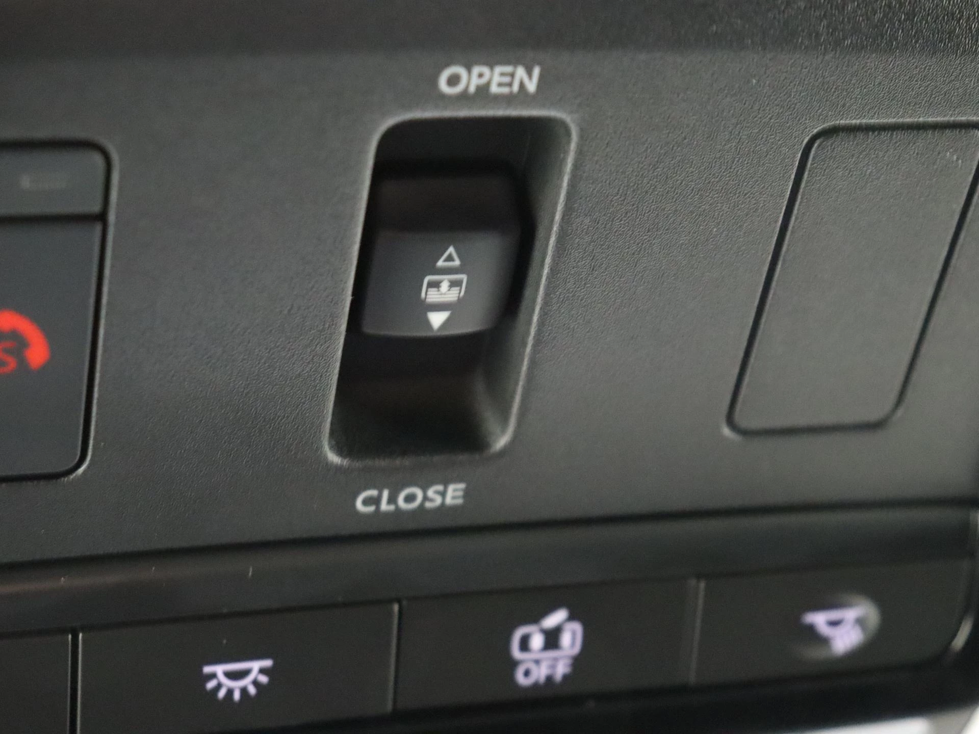 Nissan-QASHQAI-image-19