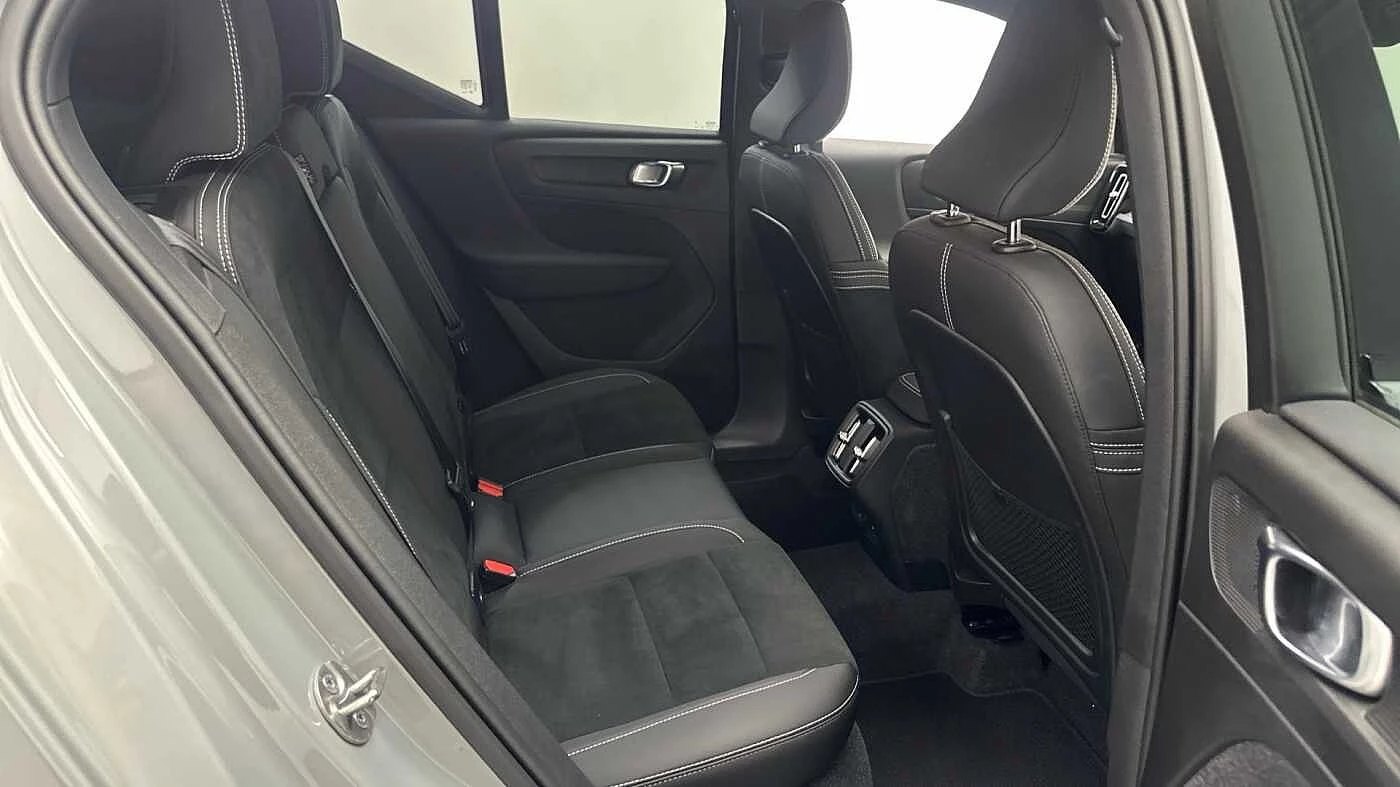 Volvo-XC40-image-7
