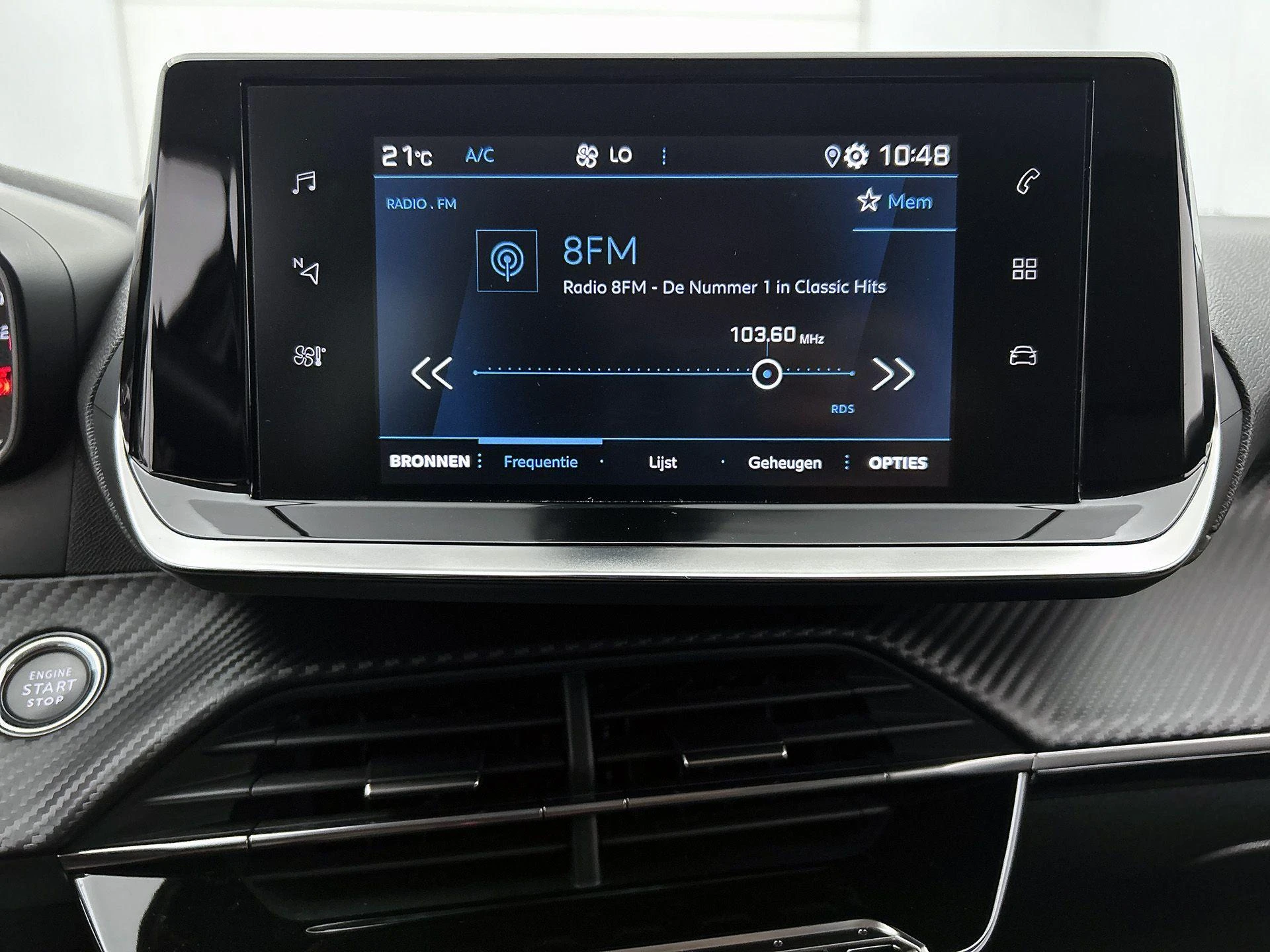 Peugeot-208-image-6