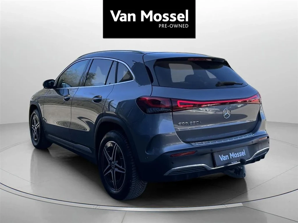 Mercedes-Benz-EQA-image-6