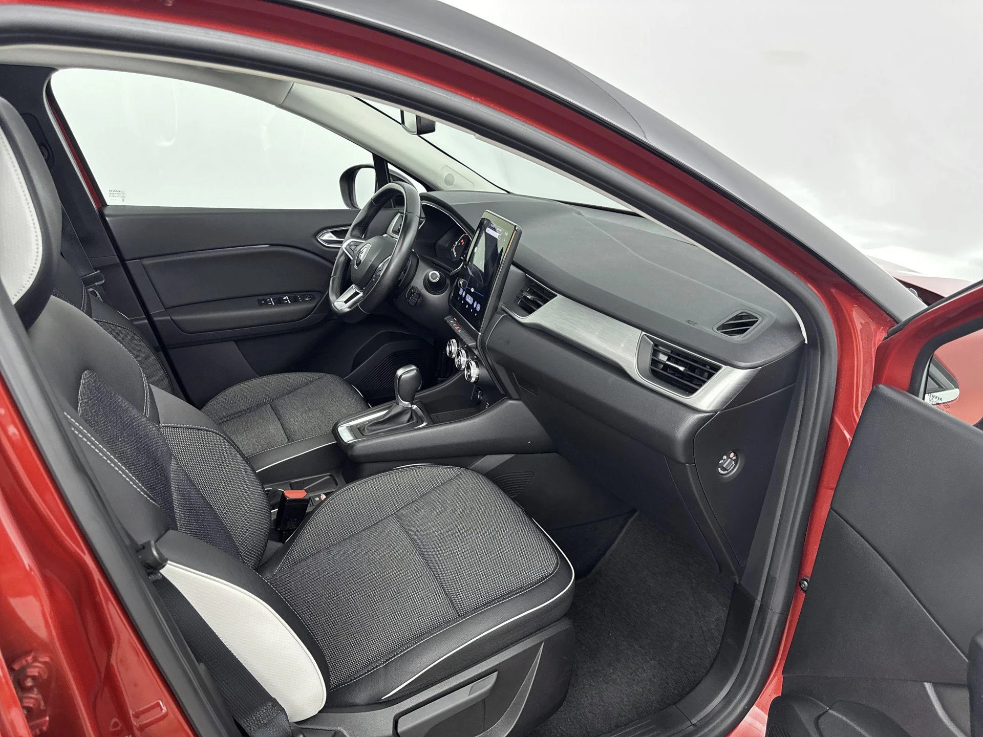 Renault-Captur-image-15