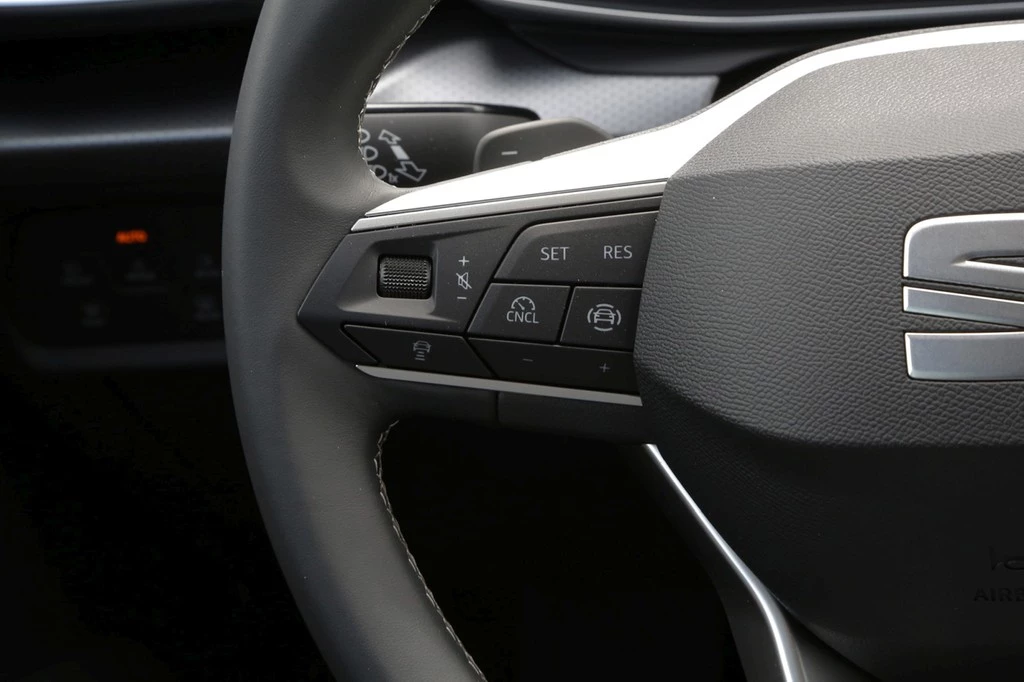 SEAT Leon Style TDI UPE 46.830 Panorama Vision Assist