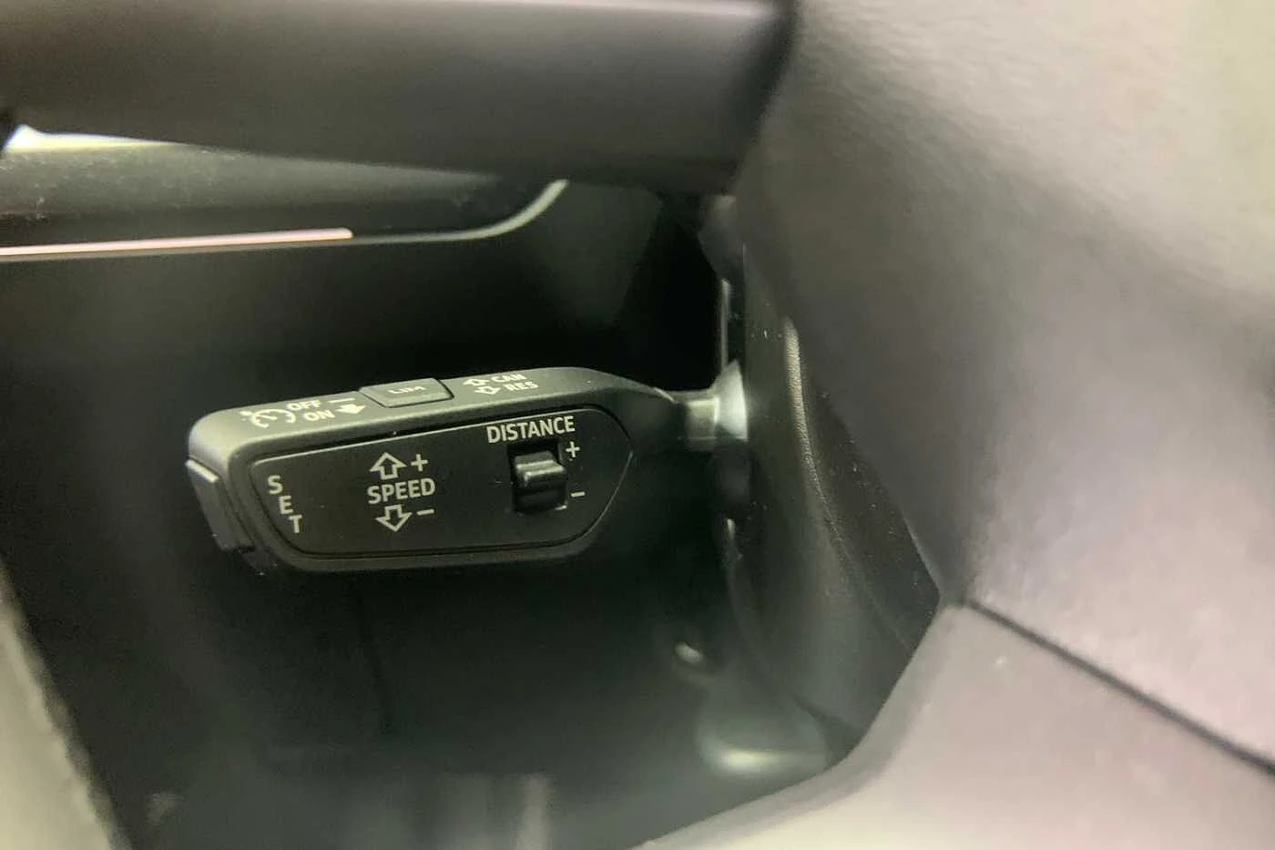 Audi-Q4 e-tron-image-25