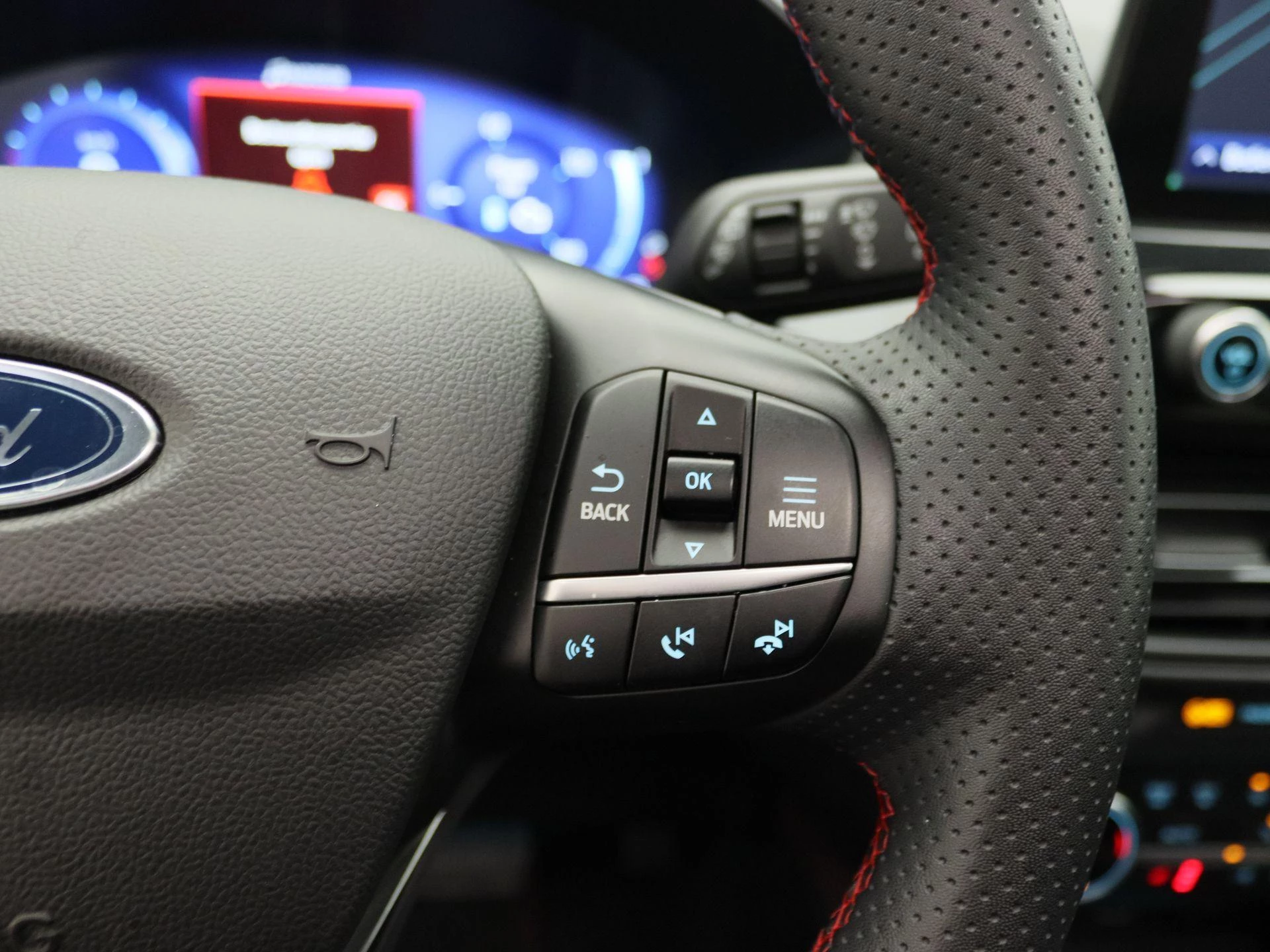 Ford-Kuga-image-19