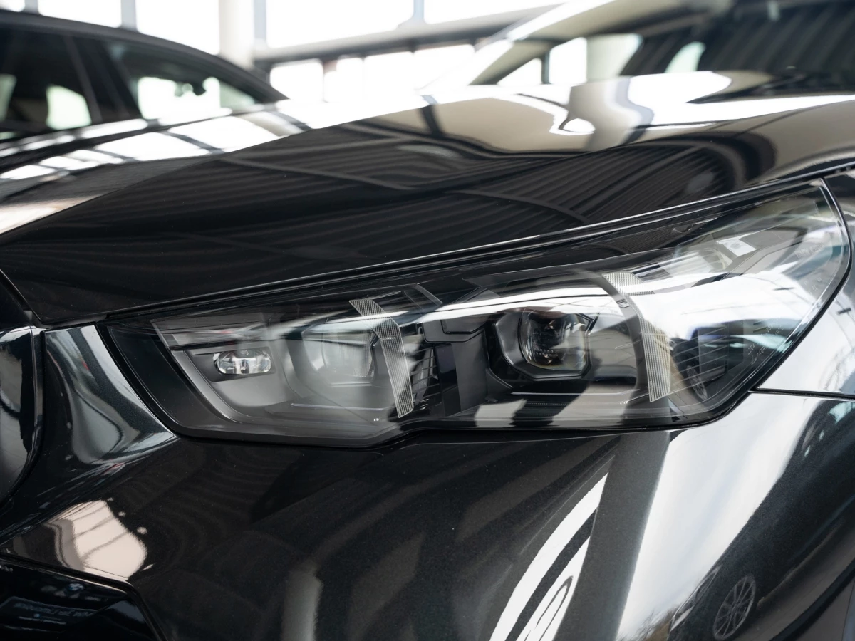 BMW-5er Reihe-image-26