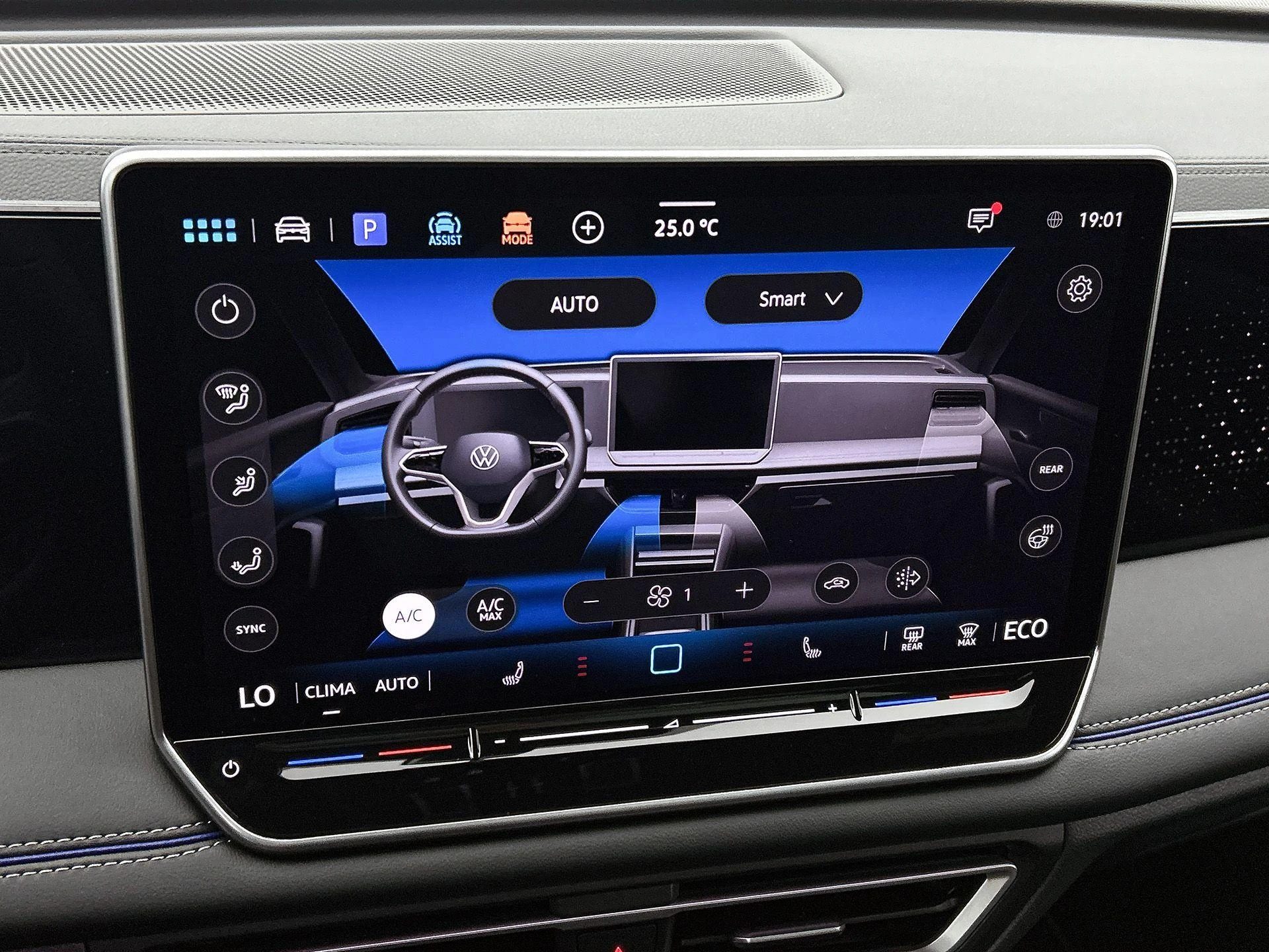 Volkswagen-Tiguan-image-33