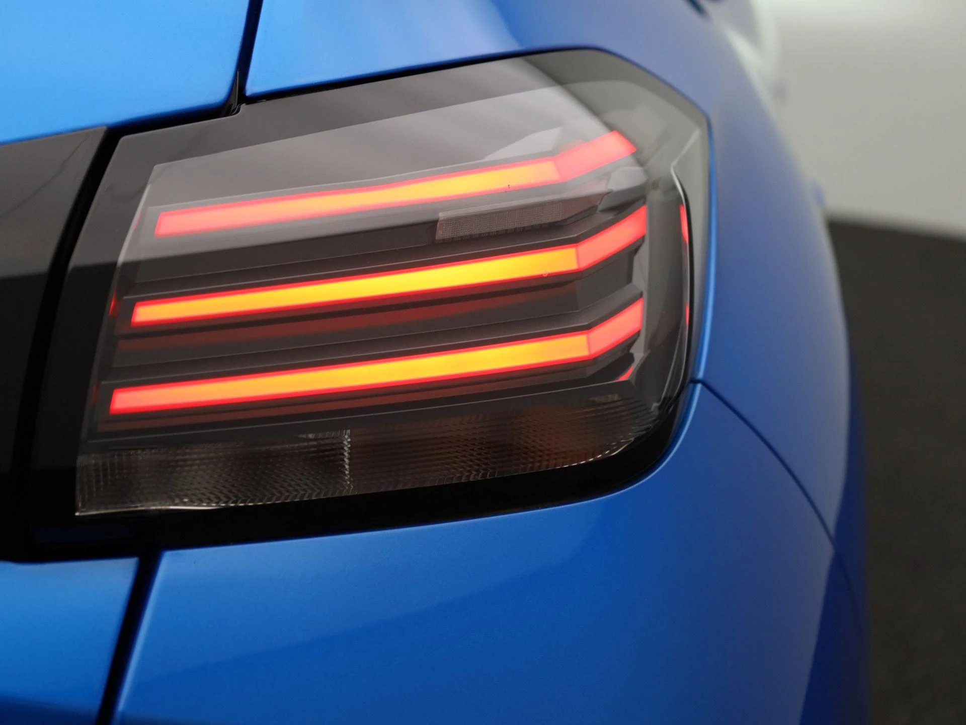 Peugeot-e-208-image-39