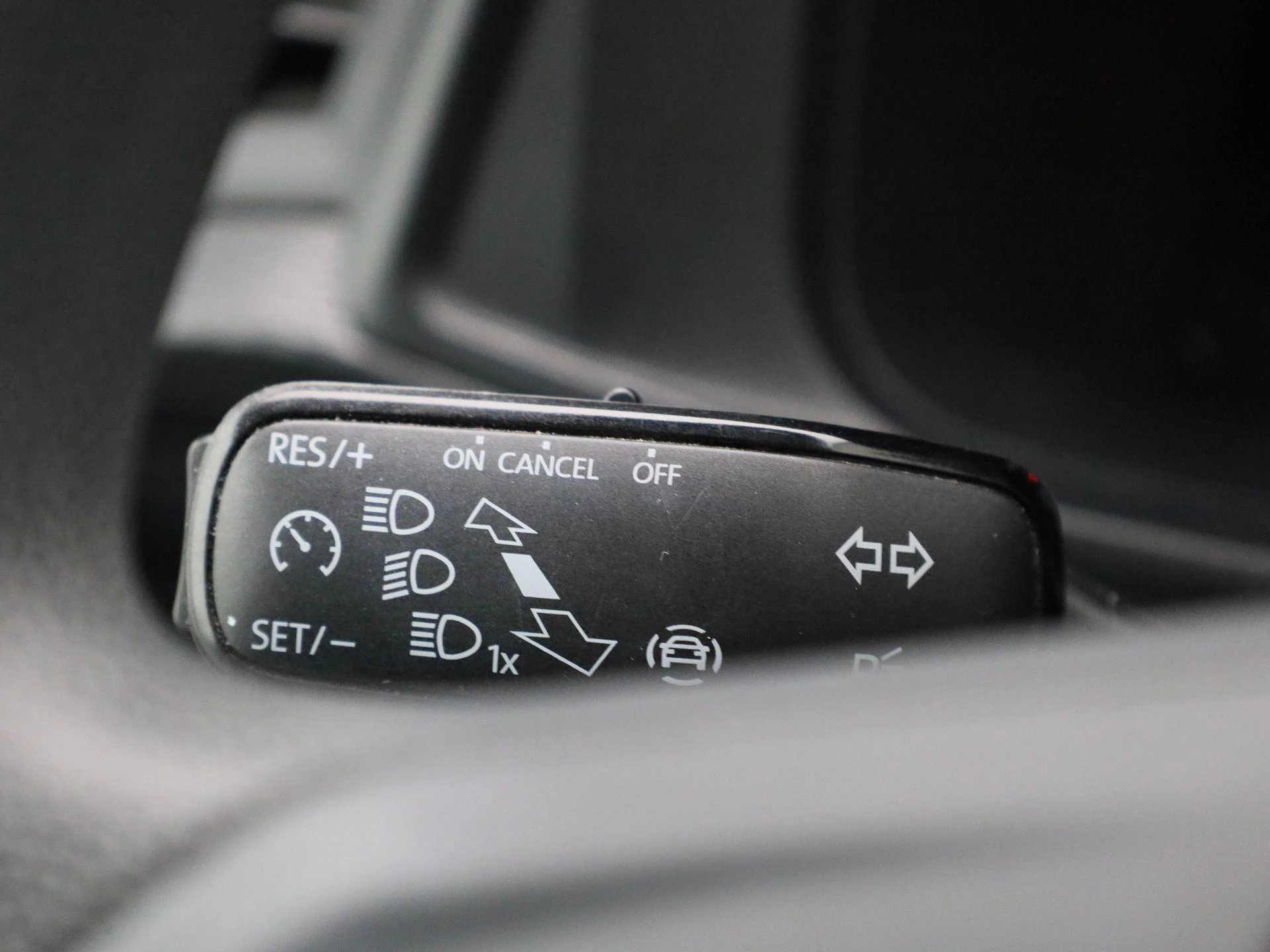 Volkswagen Transporter 2.0 TDI L1H1 110PK