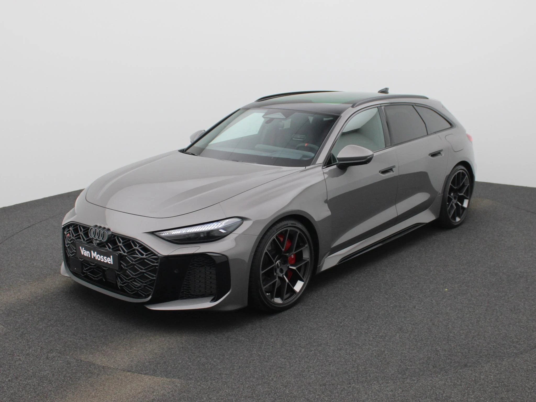Audi-RS5-image-1