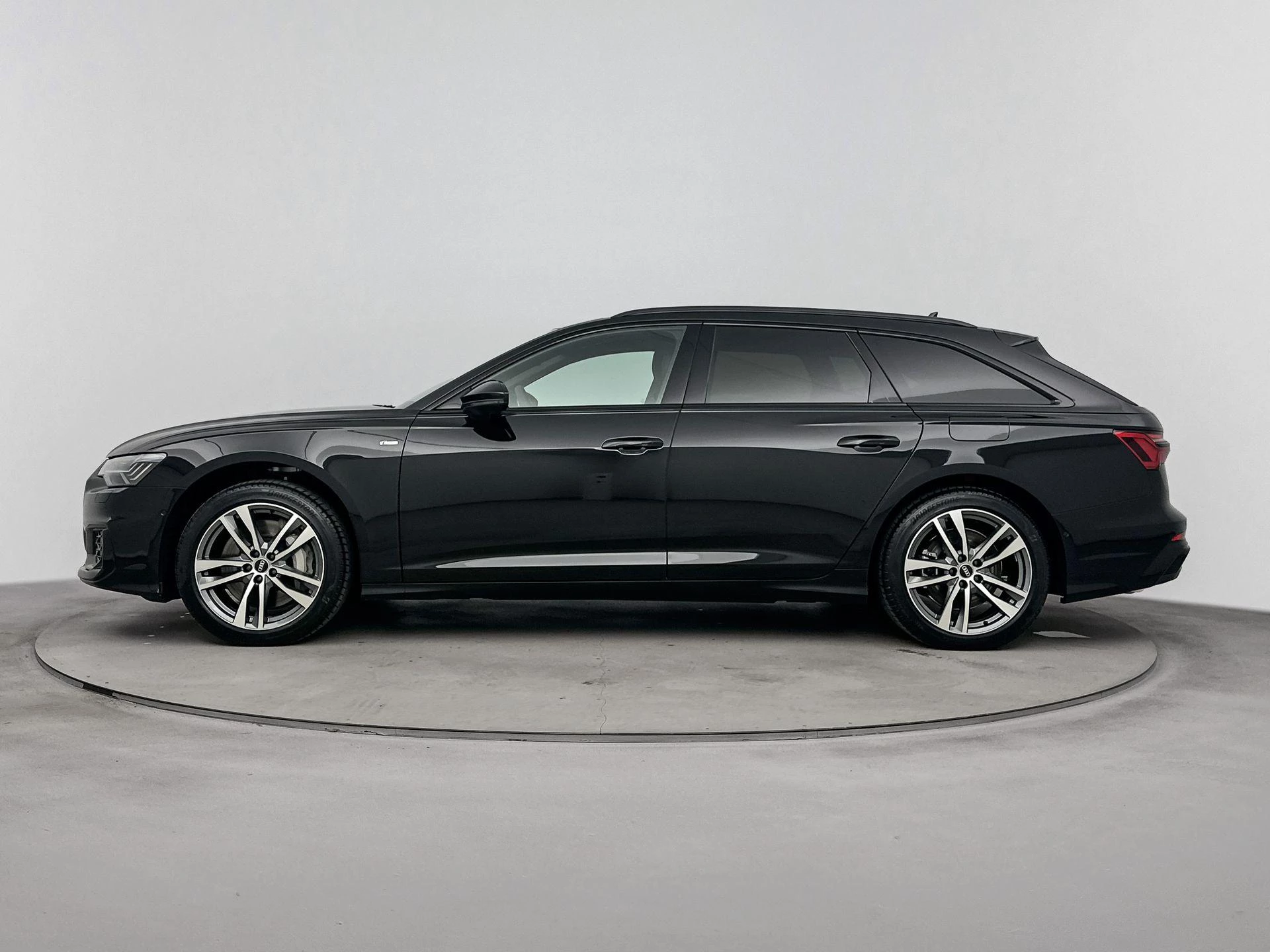 Audi-A6-image-1
