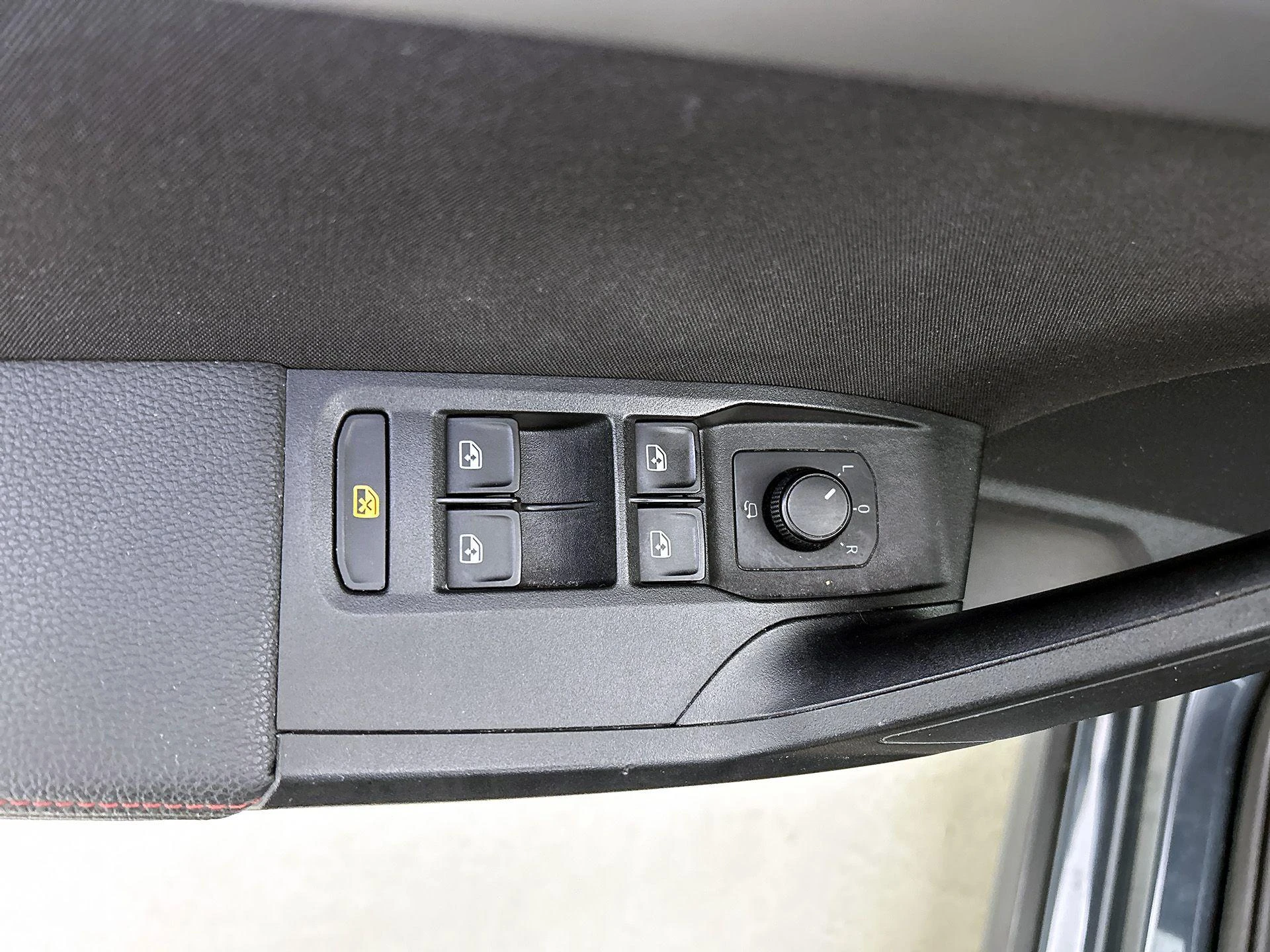 SEAT-Arona-image-29