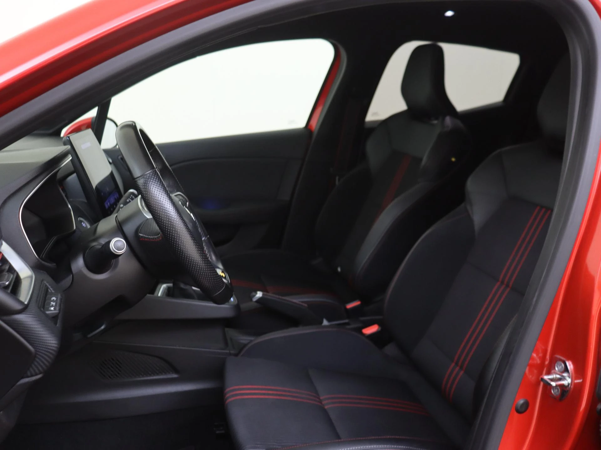 Renault-Clio-image-10
