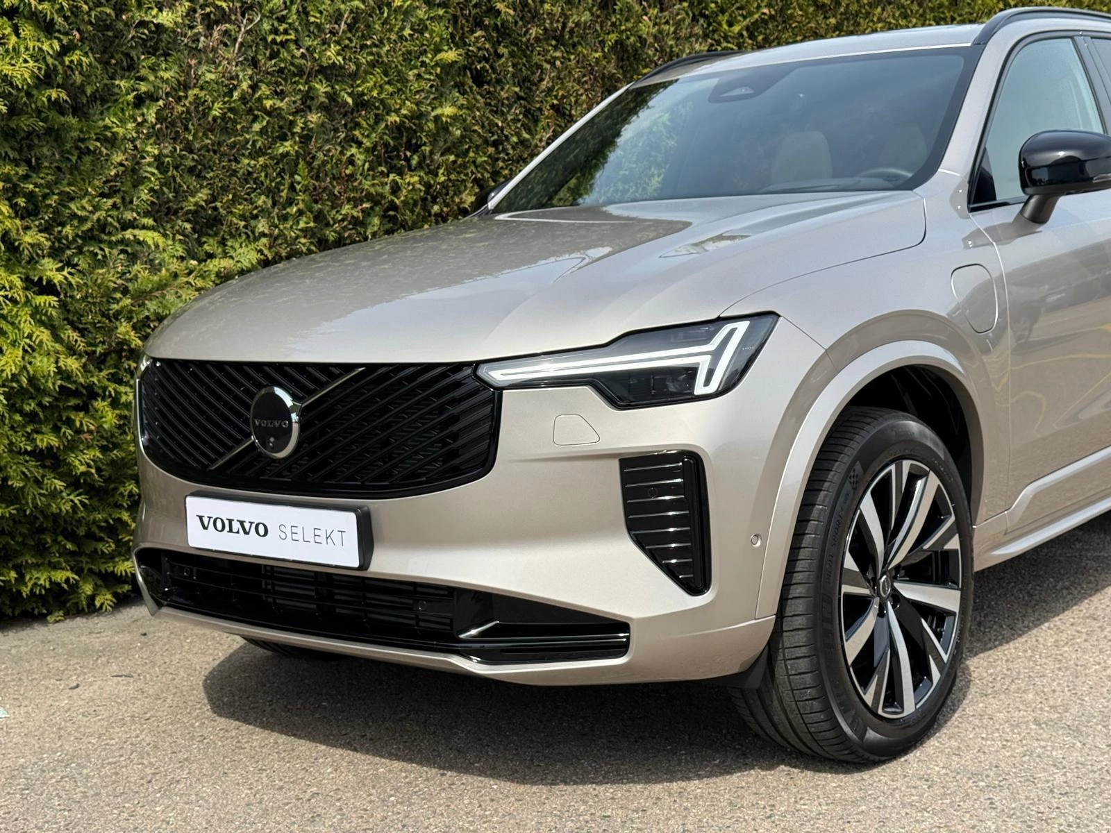 Volvo-XC90-image-14