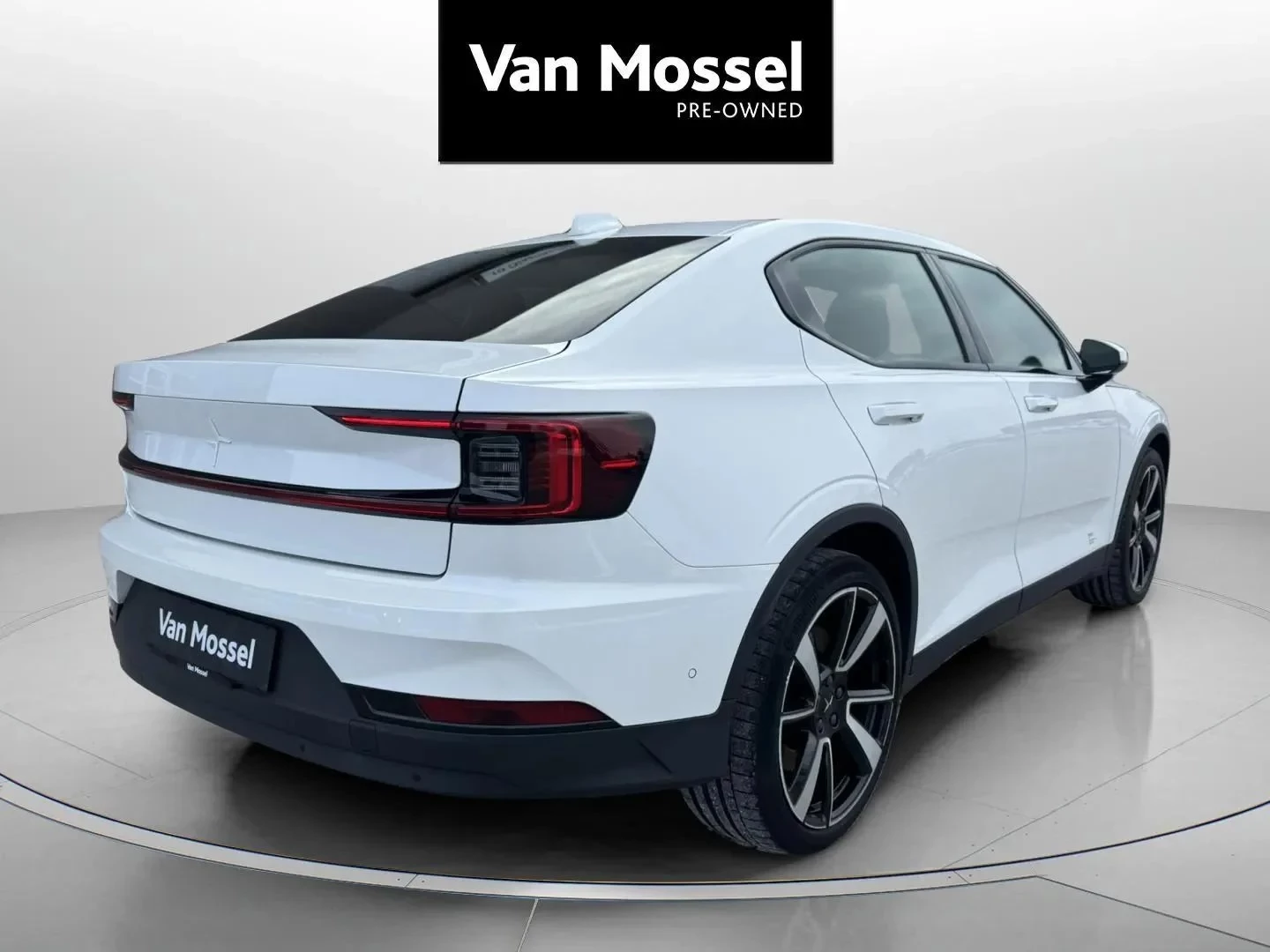 Polestar-2-image-4