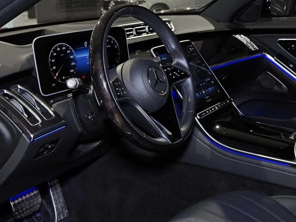 Mercedes-Benz-S-Klasse 580-image-9