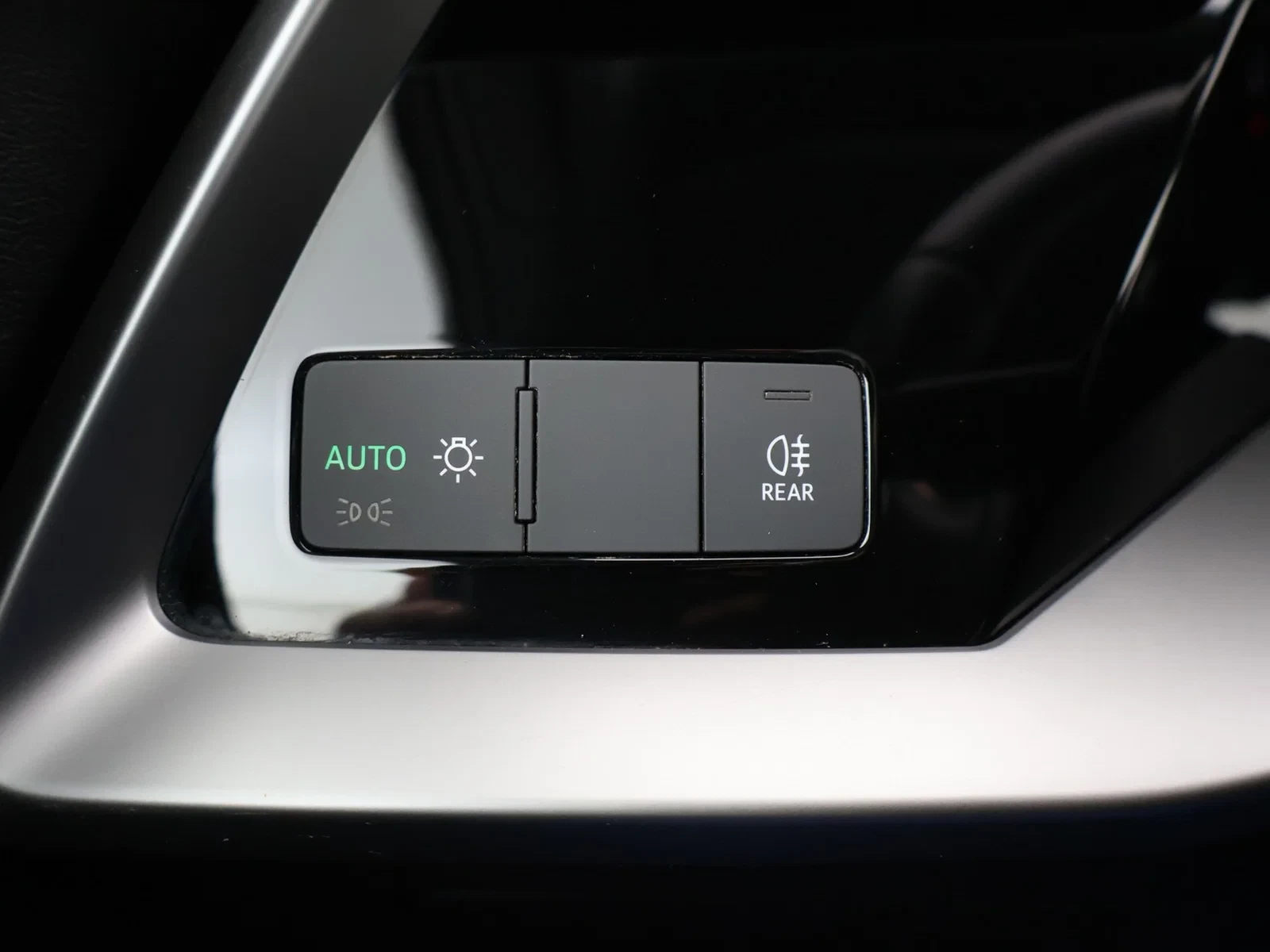Audi A3 Sportback 30TFSI Business Edition Attraction 110PK *AUTOMAAT*CRUISE*KEYLESS GO*VIRTUAL COCKPIT*APP-C