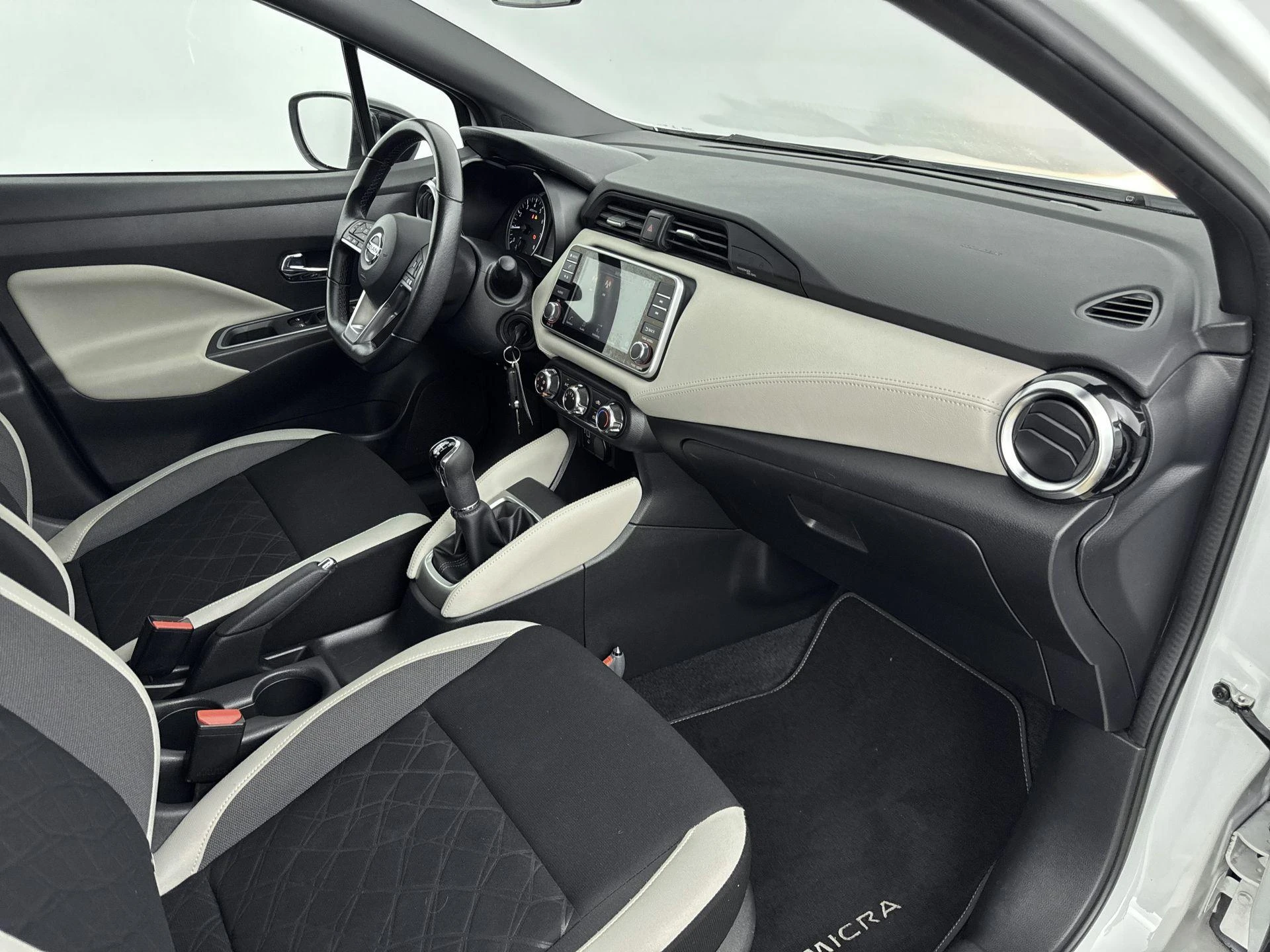 Nissan-Micra-image-7