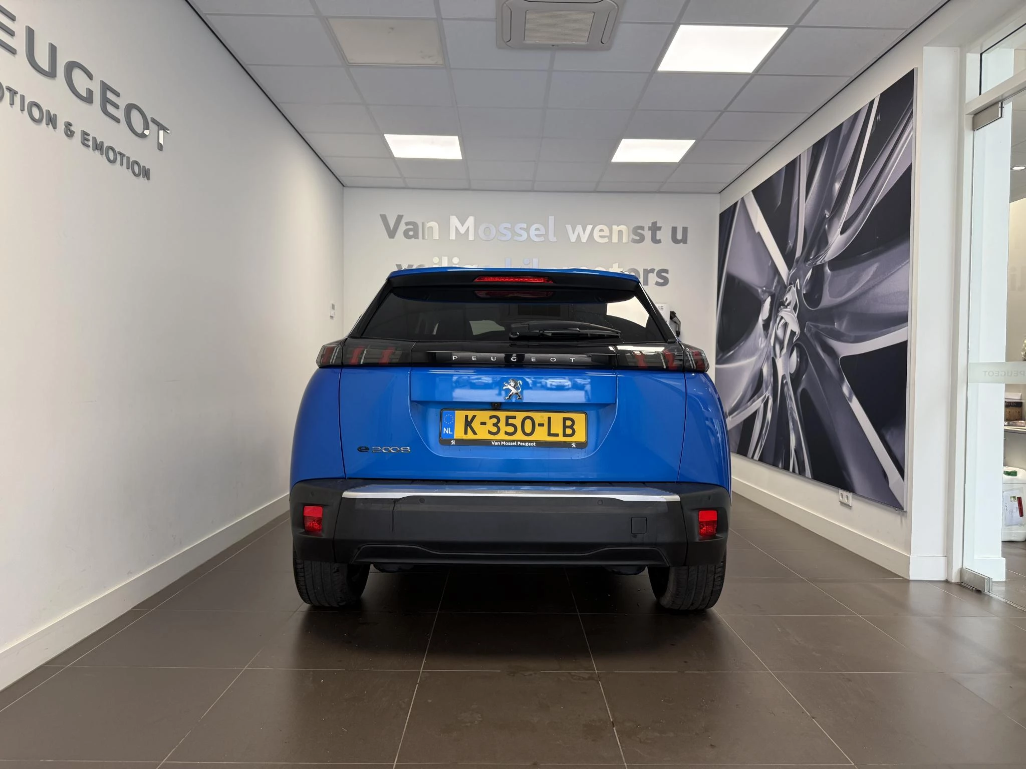 Peugeot e-2008 EV Allure Pack 50 kWh