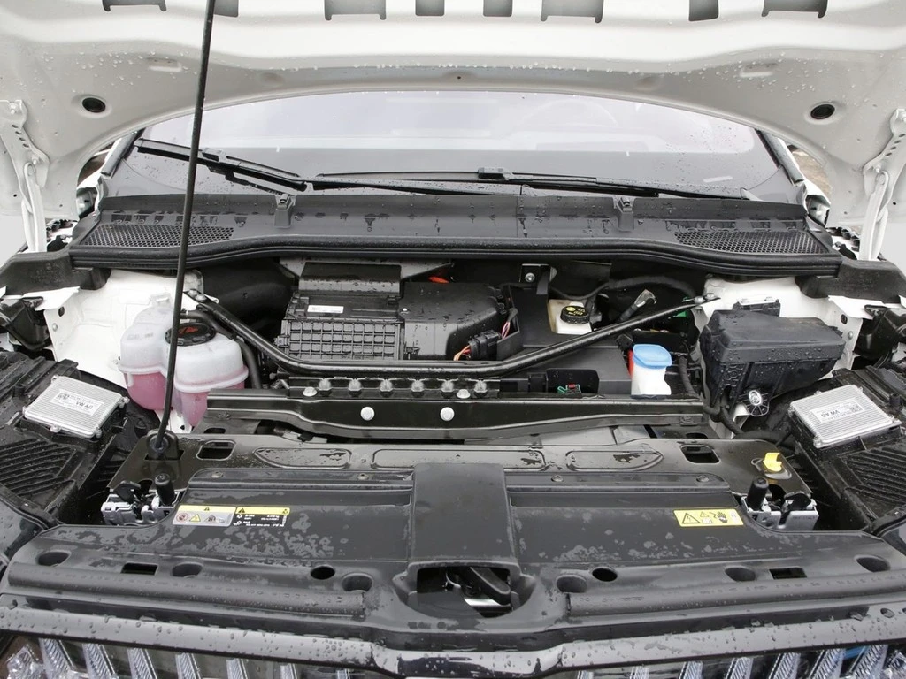 Škoda-Enyaq iV-image-6