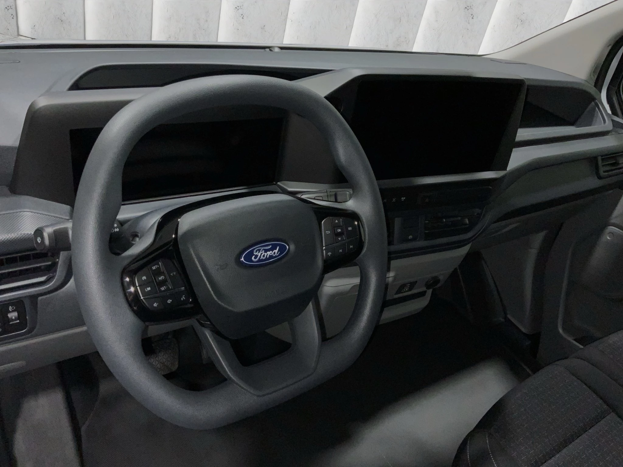 Ford-Transit Custom-image-10