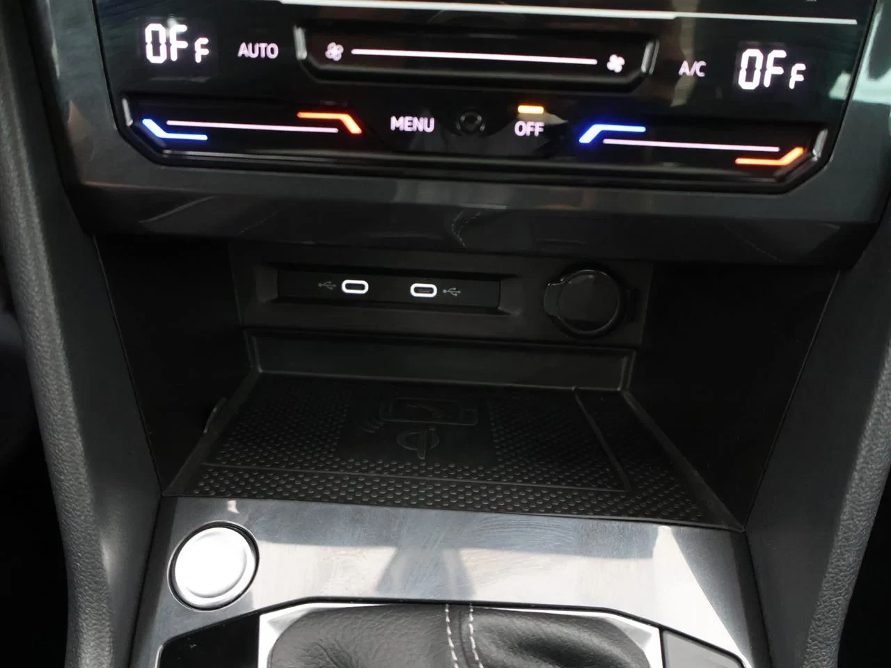 Volkswagen-Tiguan-image-18