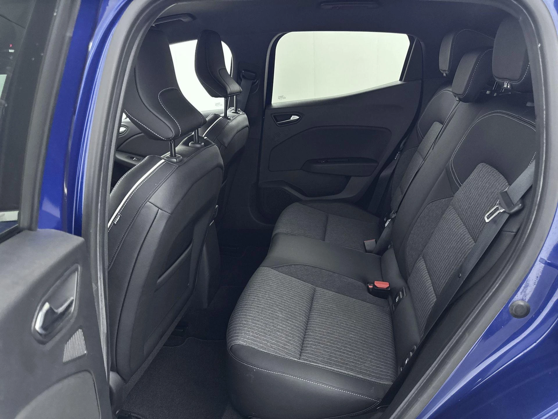 Renault-Clio-image-24