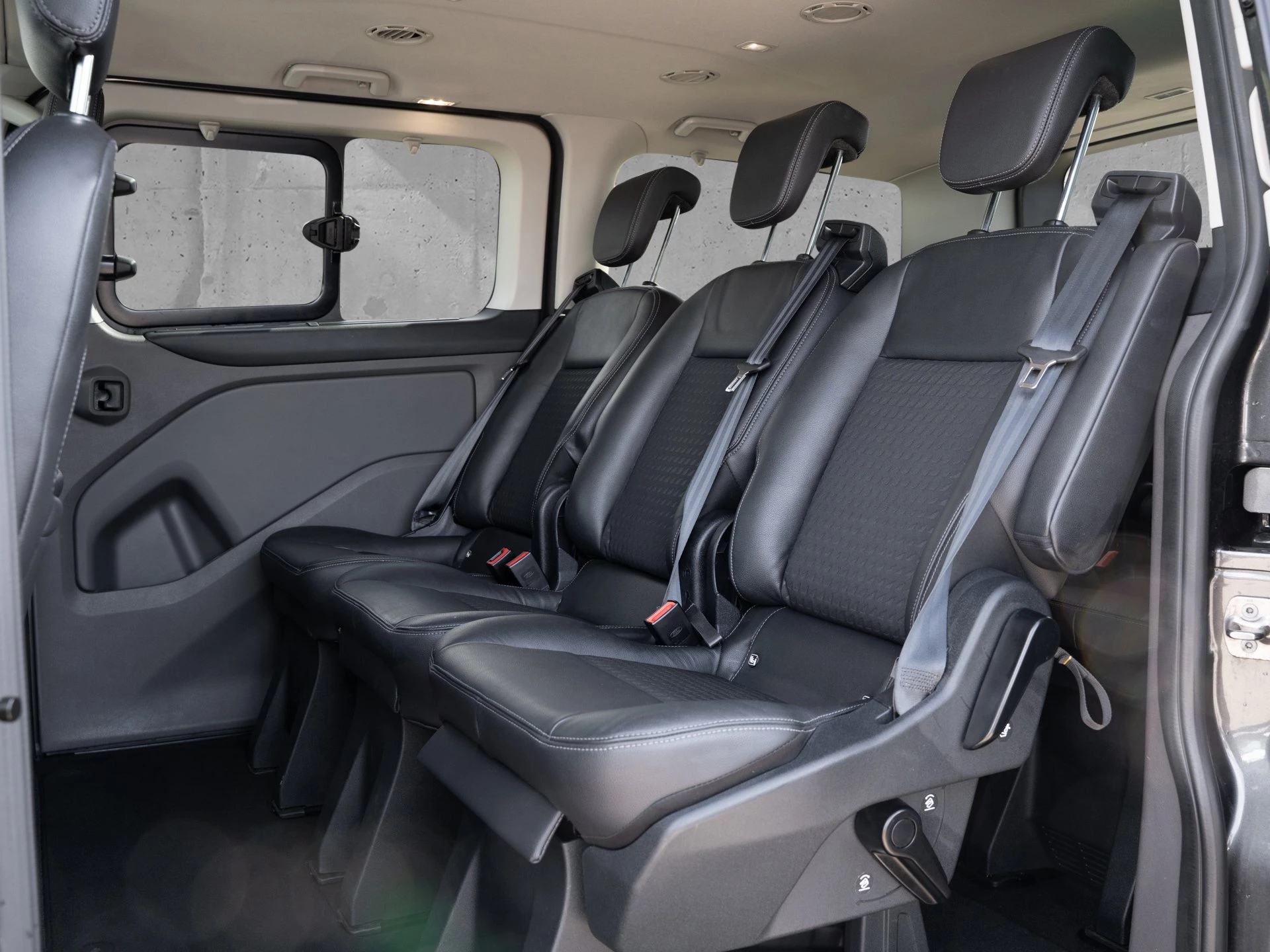 Ford Tourneo Custom 2.0 TDCi 320 L1 Sport (EURO 6d) LMF*FAS*RFK*XENON
