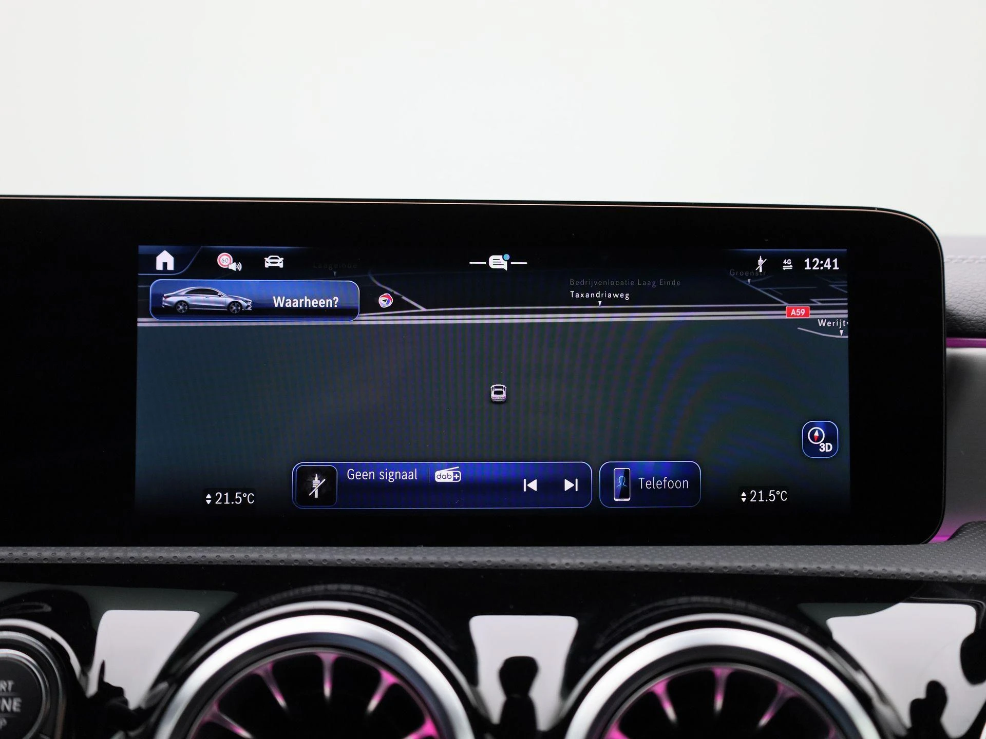 Mercedes-Benz-CLA-image-15