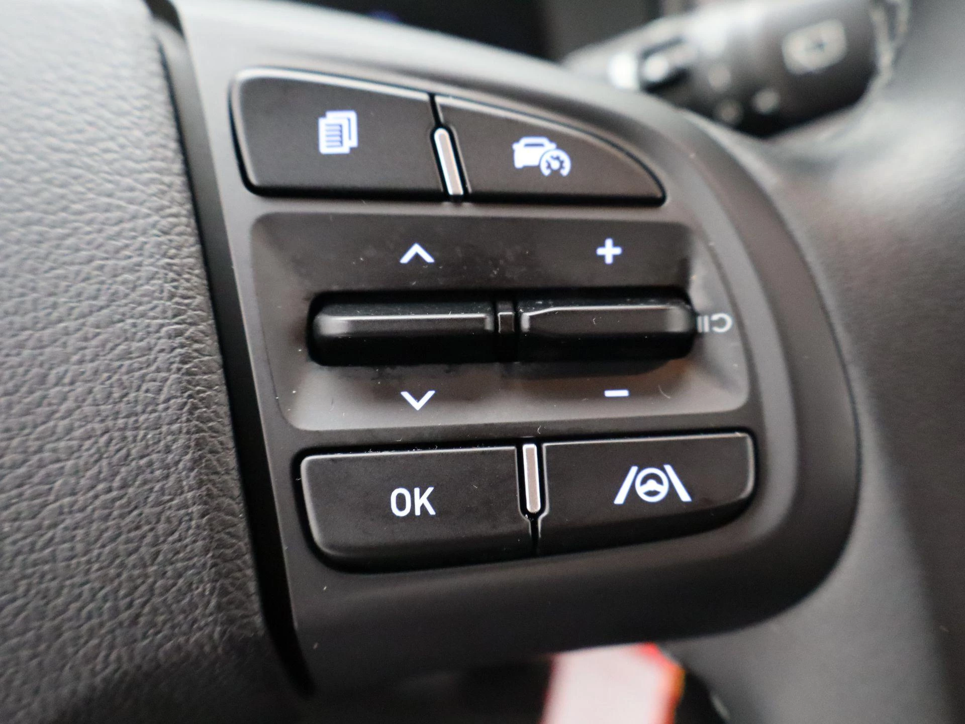 Hyundai-i10-image-20