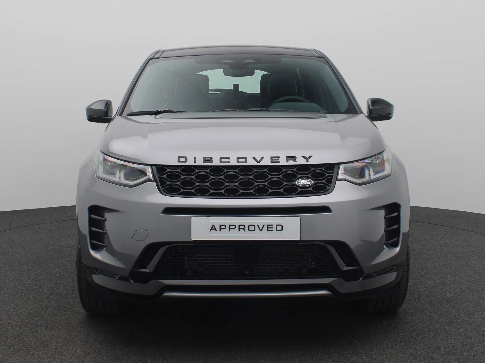 Land Rover-Discovery Sport-image-2