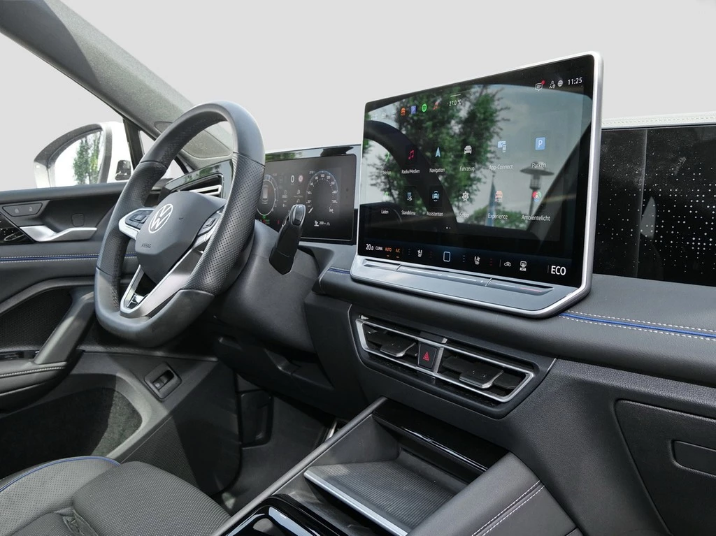 Volkswagen-Tiguan-image-8