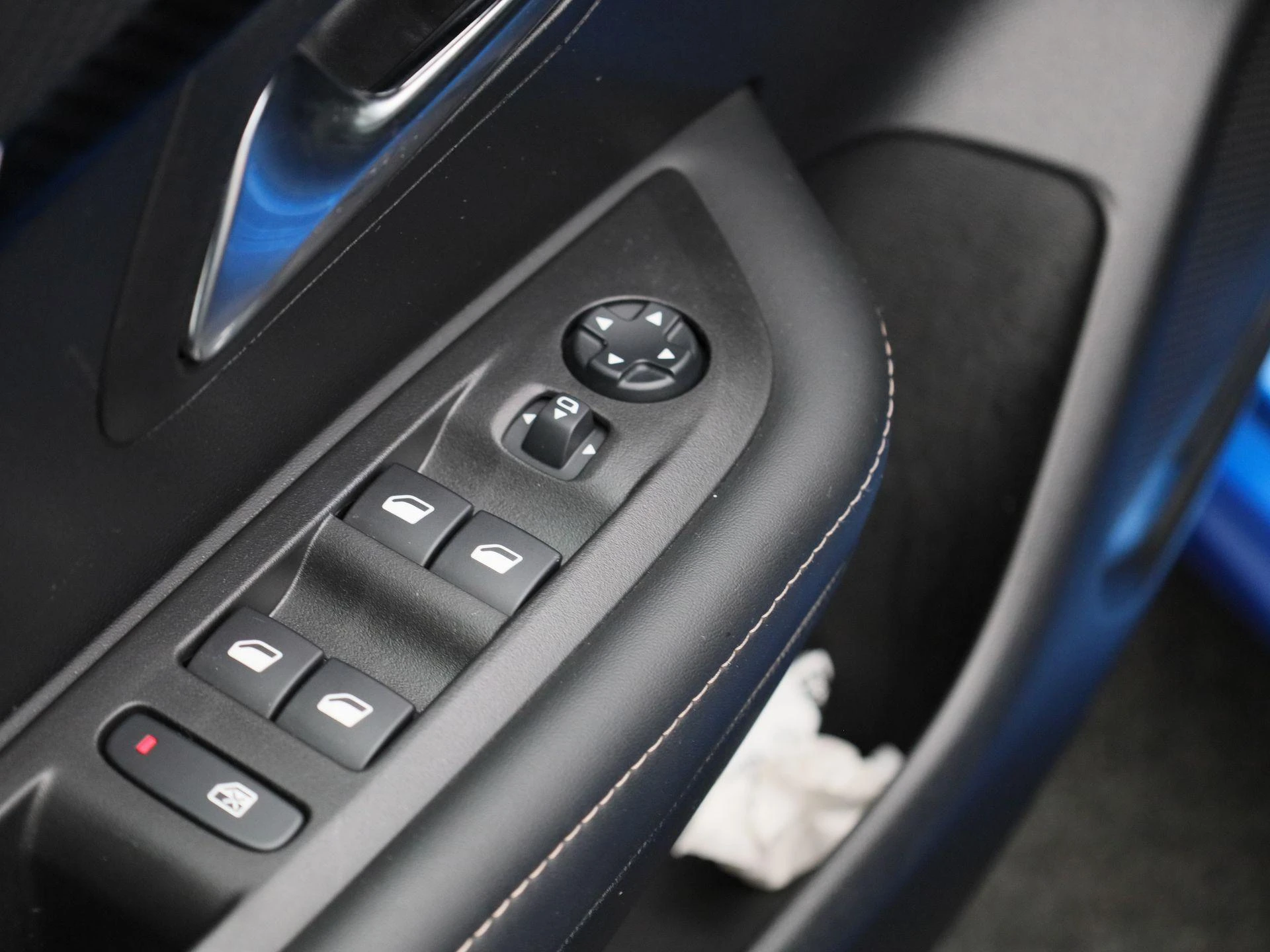 Peugeot 208 - 27