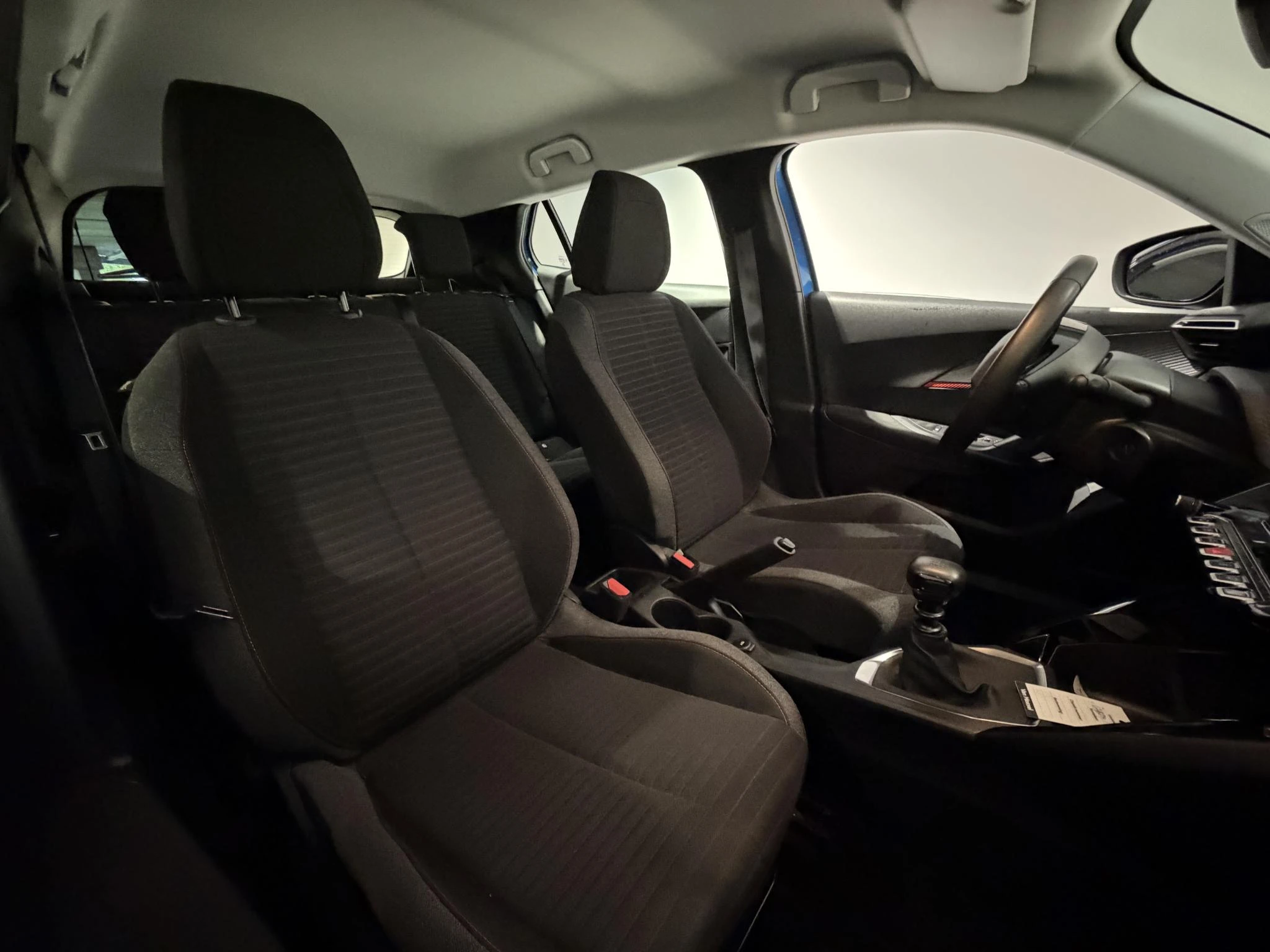 Peugeot-2008-image-15
