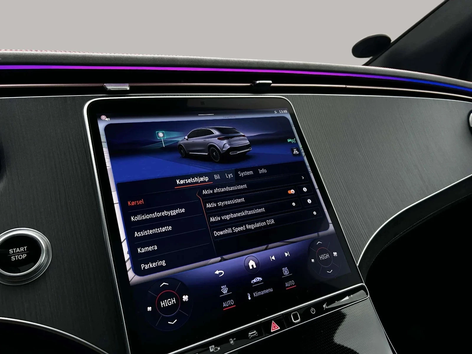 Mercedes-Benz-EQE-image-18